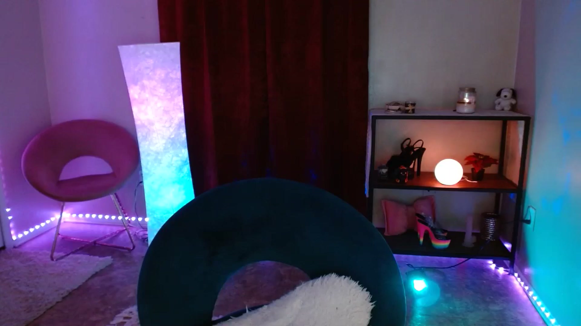 Gallery image thumbnail from DaniSlice's myfreecams stream on, 01/28/2025, 08:04 image 17 of 20