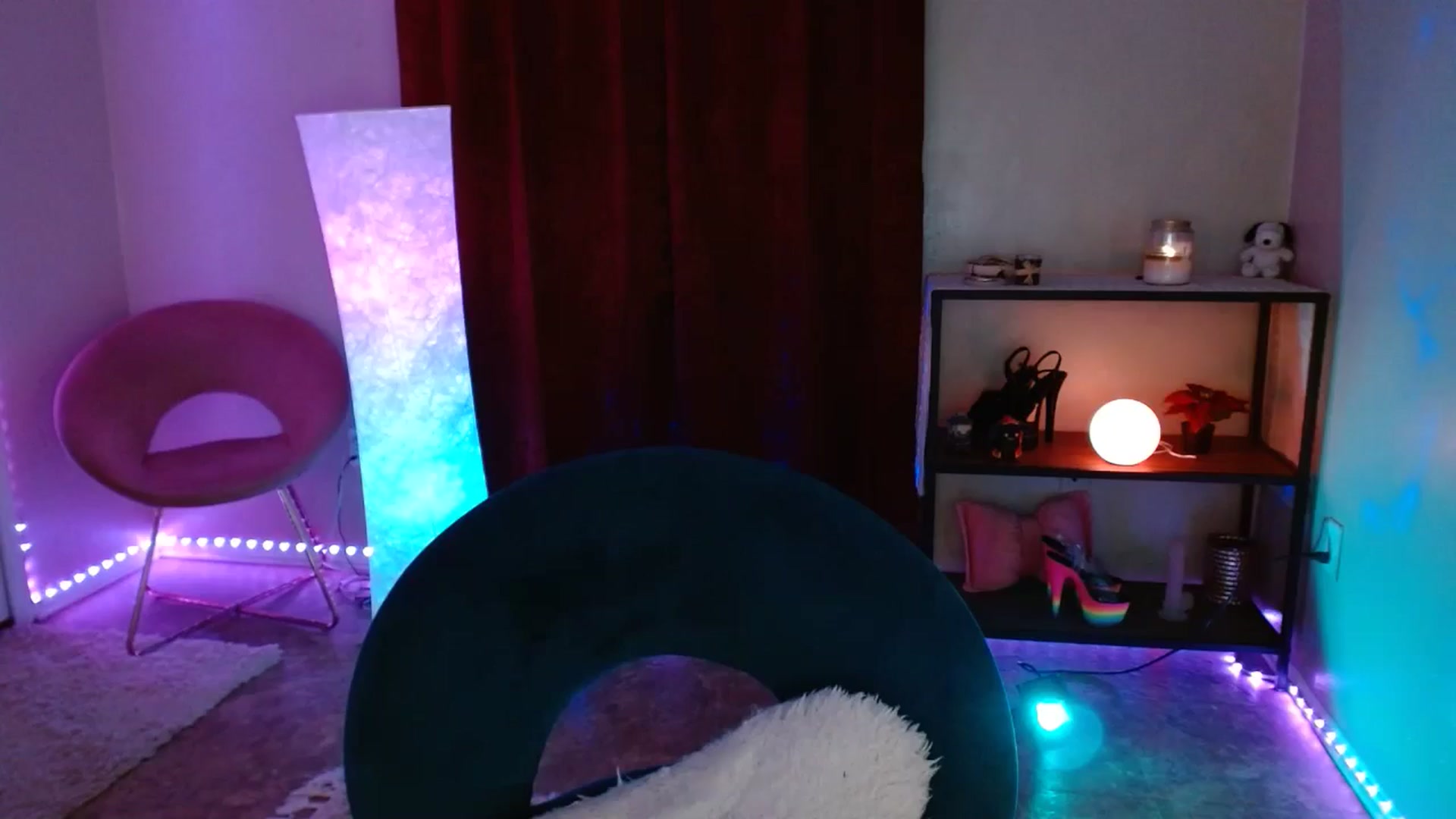 Gallery image thumbnail from DaniSlice's myfreecams stream on, 01/28/2025, 08:04 image 18 of 20