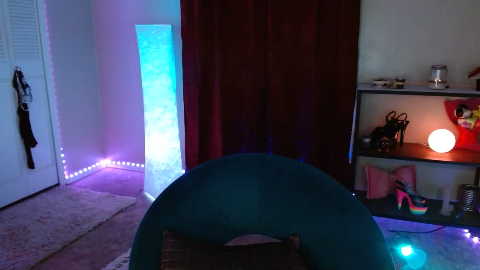 Gallery image thumbnail from DaniSlice's myfreecams stream on, 02/03/2025, 07:24 image 11 of 20