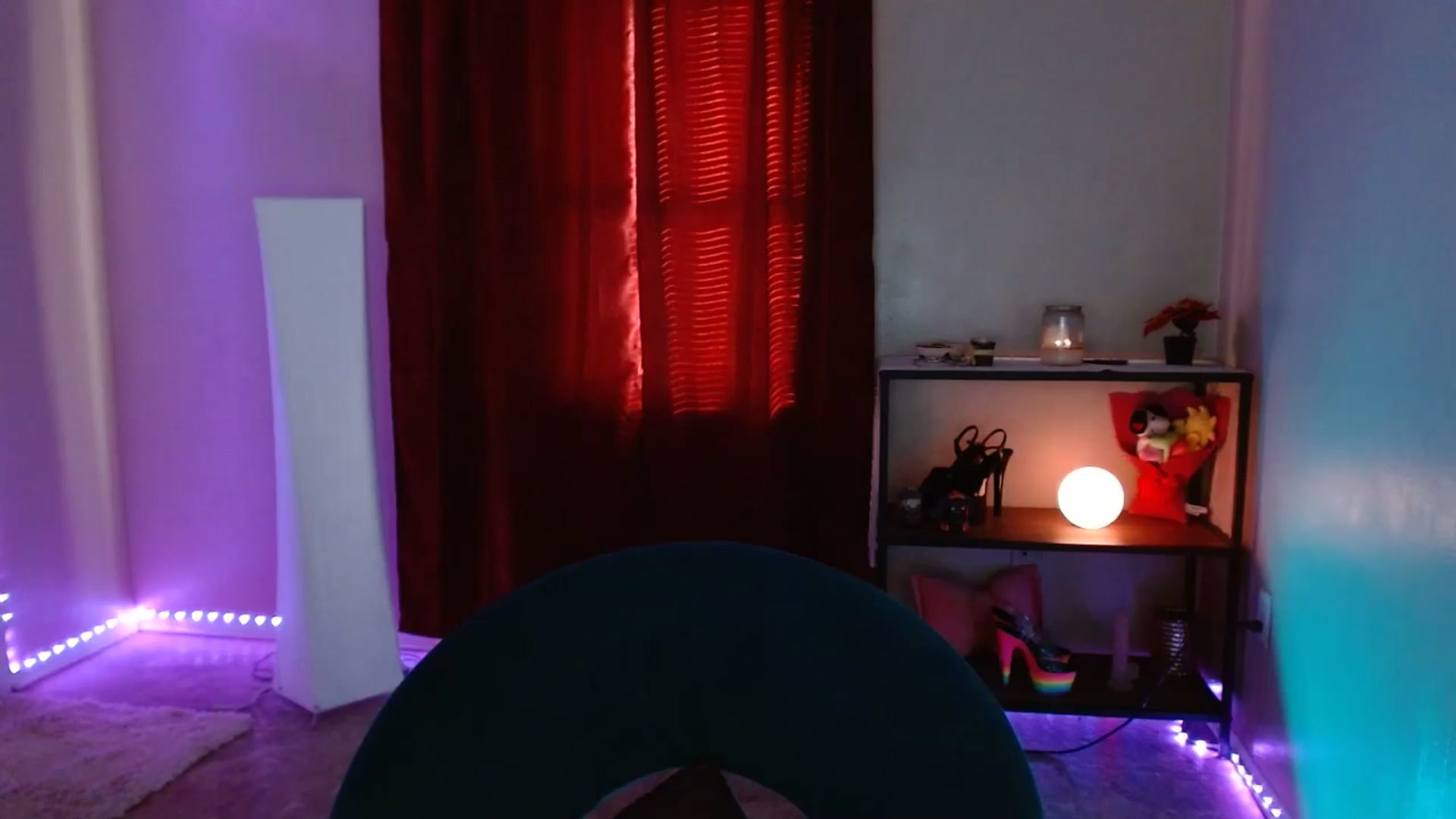 Gallery image thumbnail from DaniSlice's myfreecams stream on, 02/05/2025, 13:38 image 17 of 20