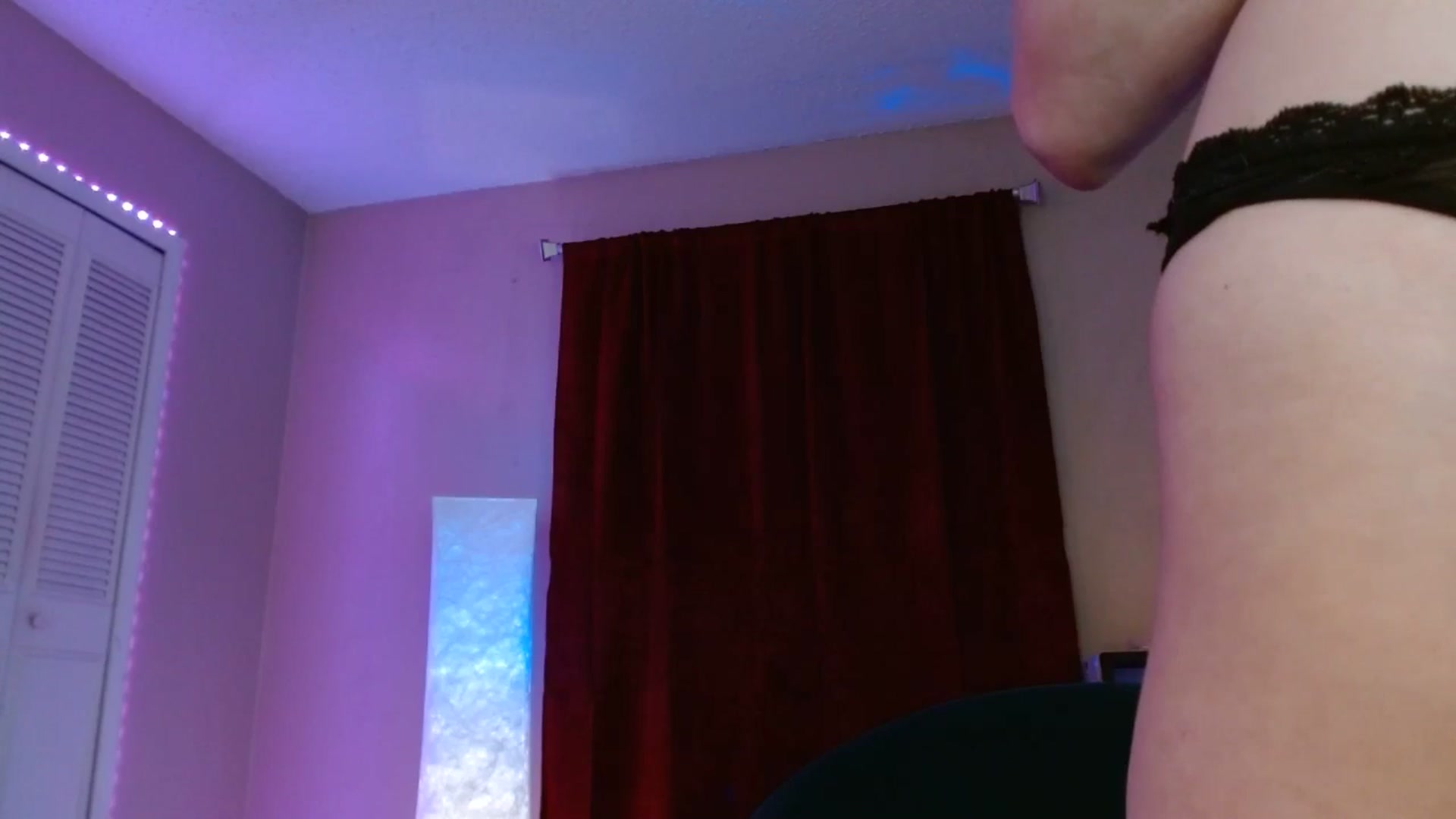 Gallery image thumbnail from DaniSlice's myfreecams stream on, 02/14/2025, 09:40 image 14 of 20