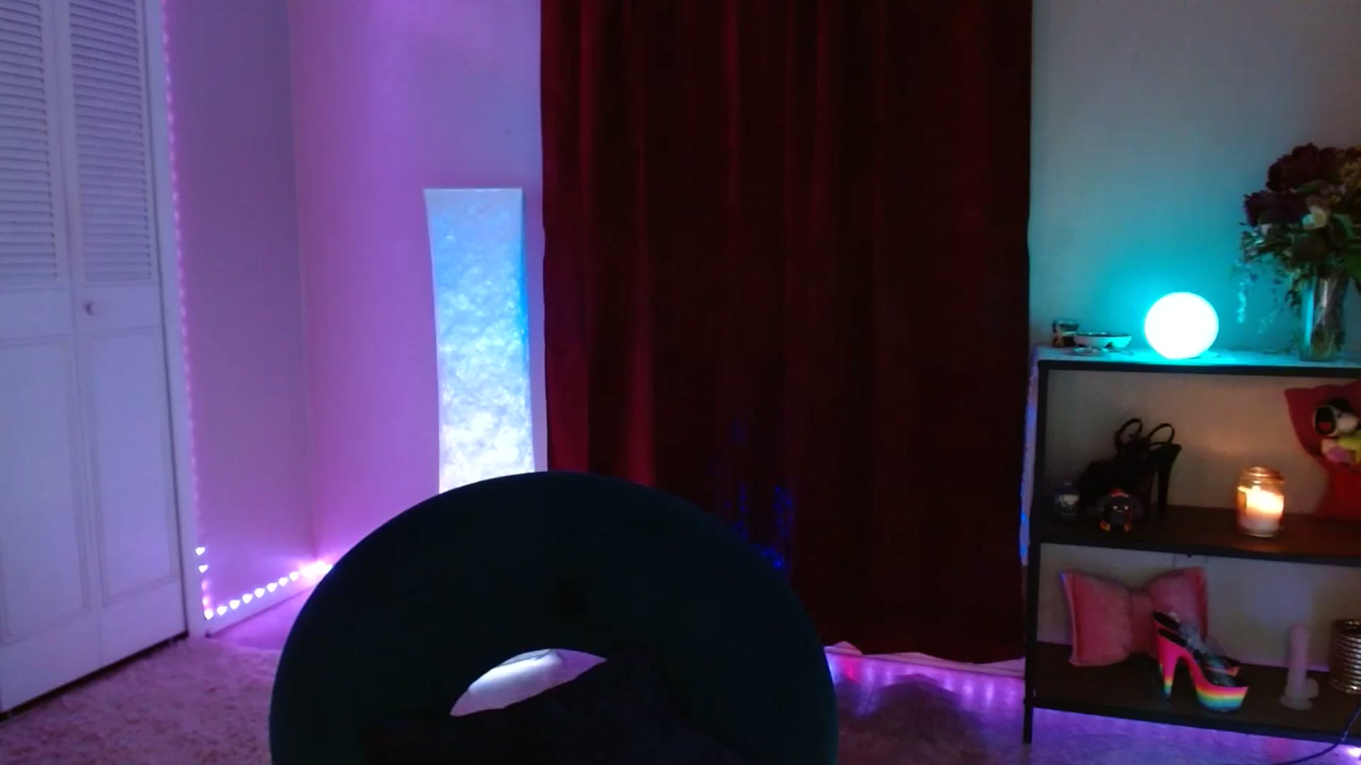 Gallery image thumbnail from DaniSlice's myfreecams stream on, 02/23/2025, 07:23 image 12 of 20