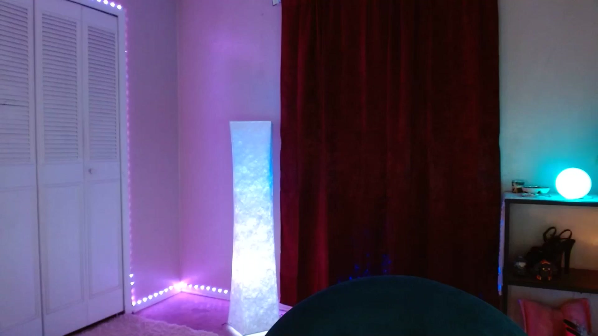 Gallery image thumbnail from DaniSlice's myfreecams stream on, 02/23/2025, 07:23 image 18 of 20