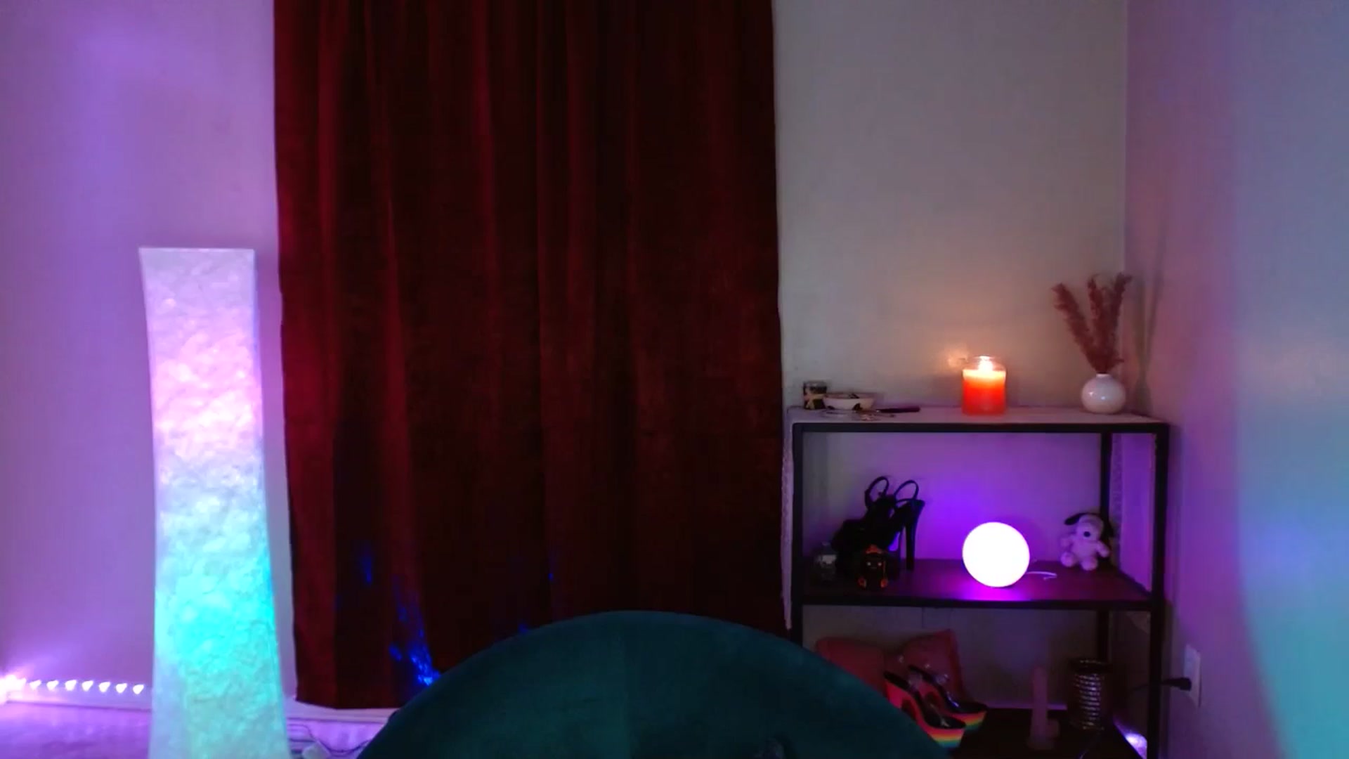 Gallery image thumbnail from DaniSlice's myfreecams stream on, 03/09/2025, 07:05 image 12 of 20