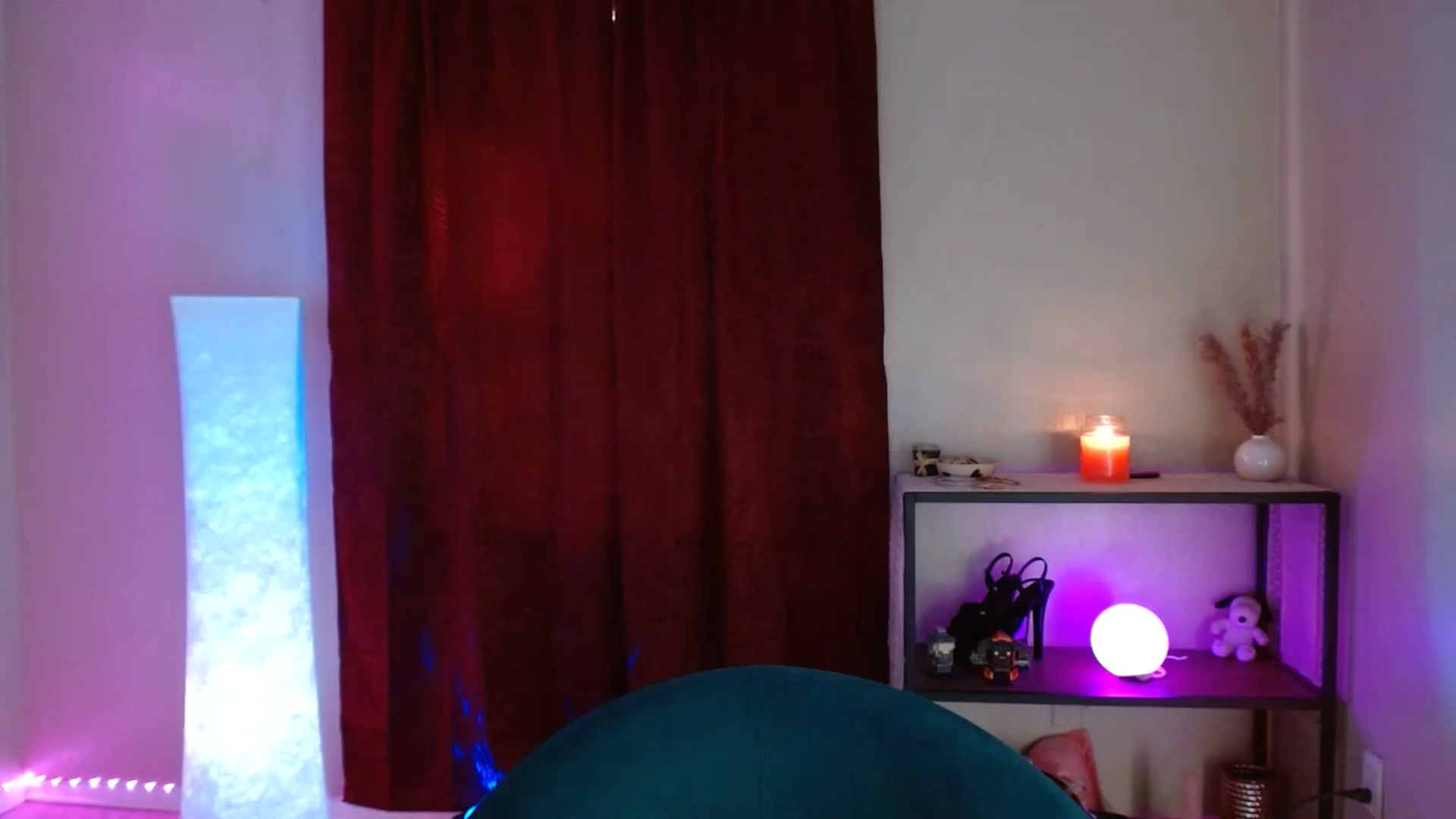 Gallery image thumbnail from DaniSlice's myfreecams stream on, 03/11/2025, 20:03 image 20 of 20