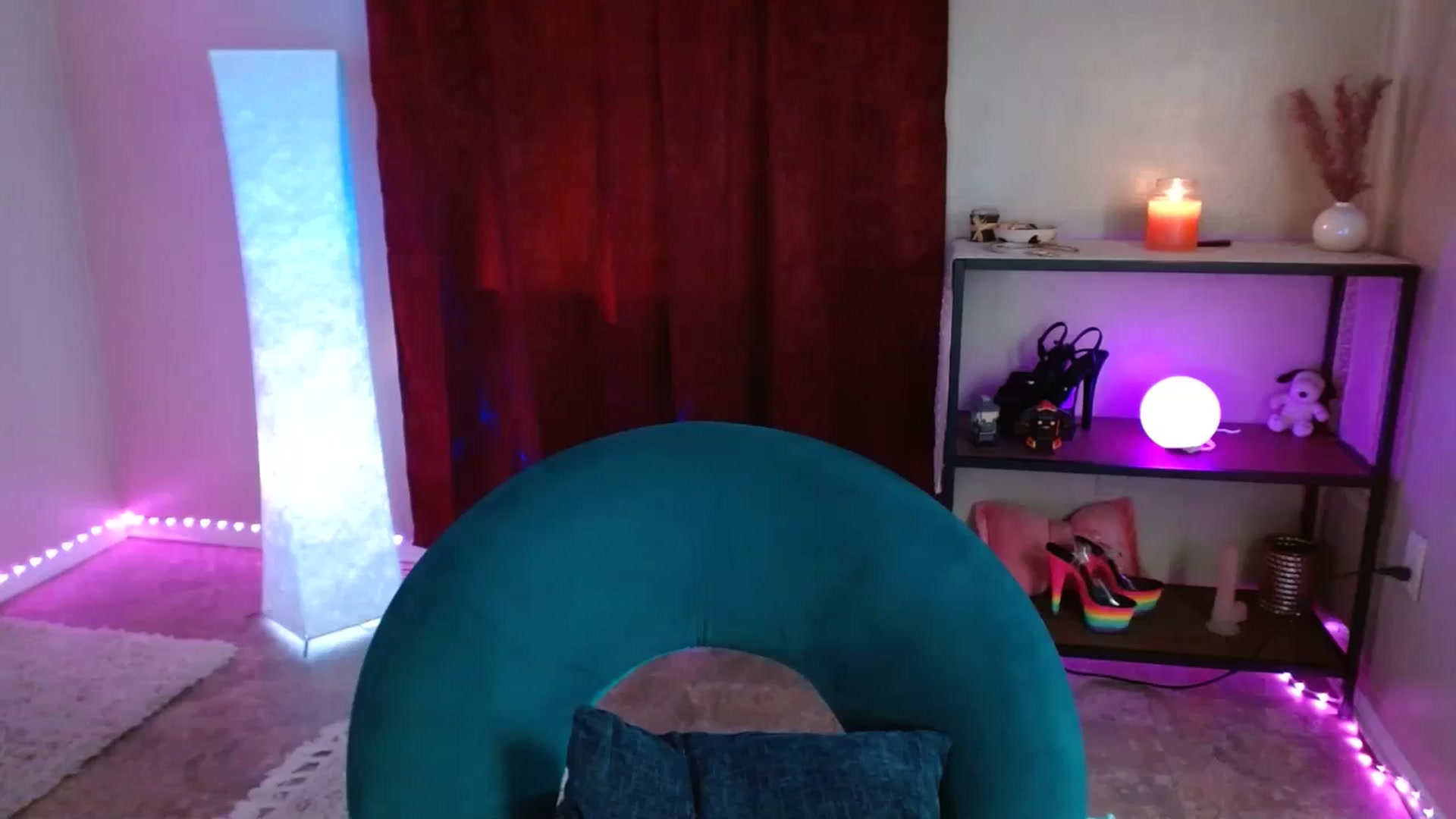 Gallery image thumbnail from DaniSlice's myfreecams stream on, 03/11/2025, 21:49 image 1 of 20