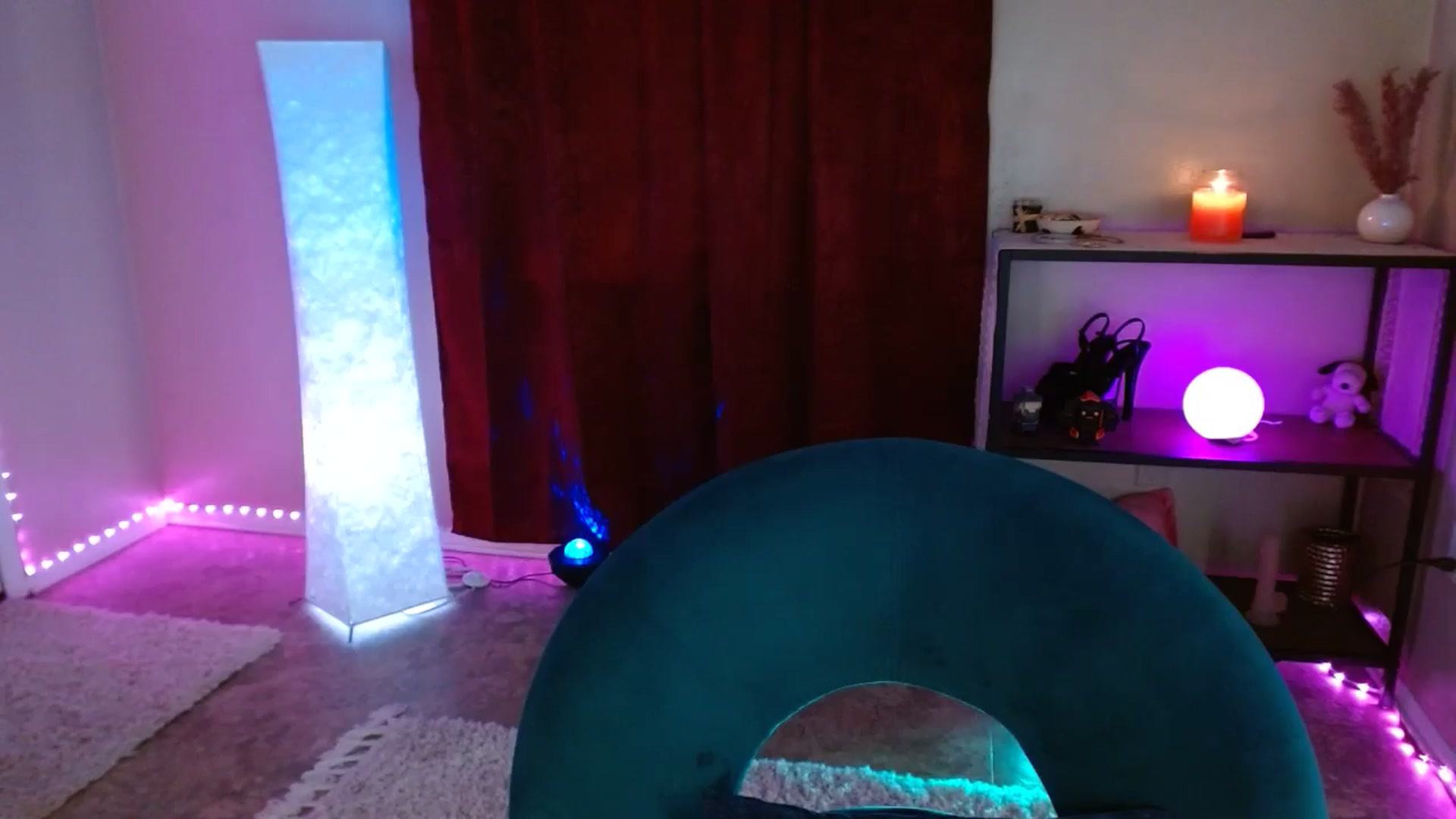 Gallery image thumbnail from DaniSlice's myfreecams stream on, 03/11/2025, 21:49 image 12 of 20