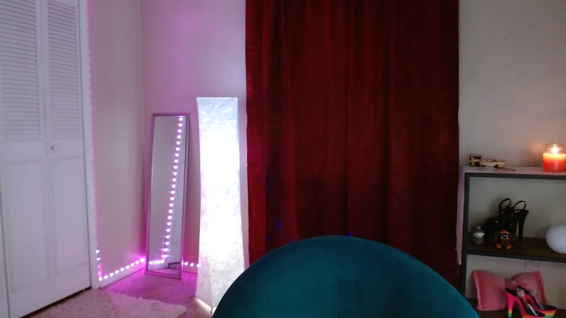 Gallery image thumbnail from DaniSlice's myfreecams stream on, 03/13/2025, 22:35 image 13 of 20