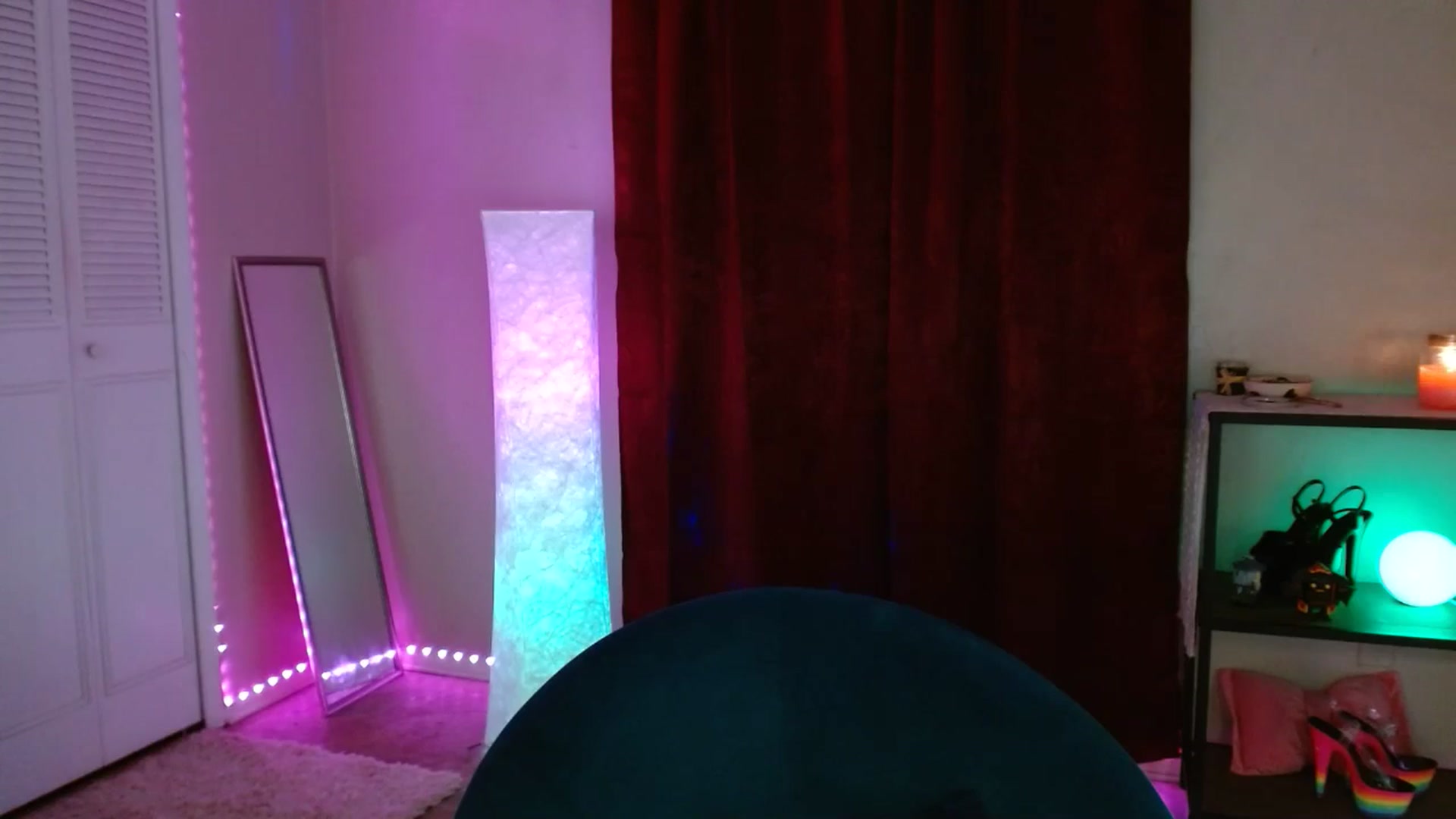 Gallery image thumbnail from DaniSlice's myfreecams stream on, 03/17/2025, 04:06 image 20 of 20