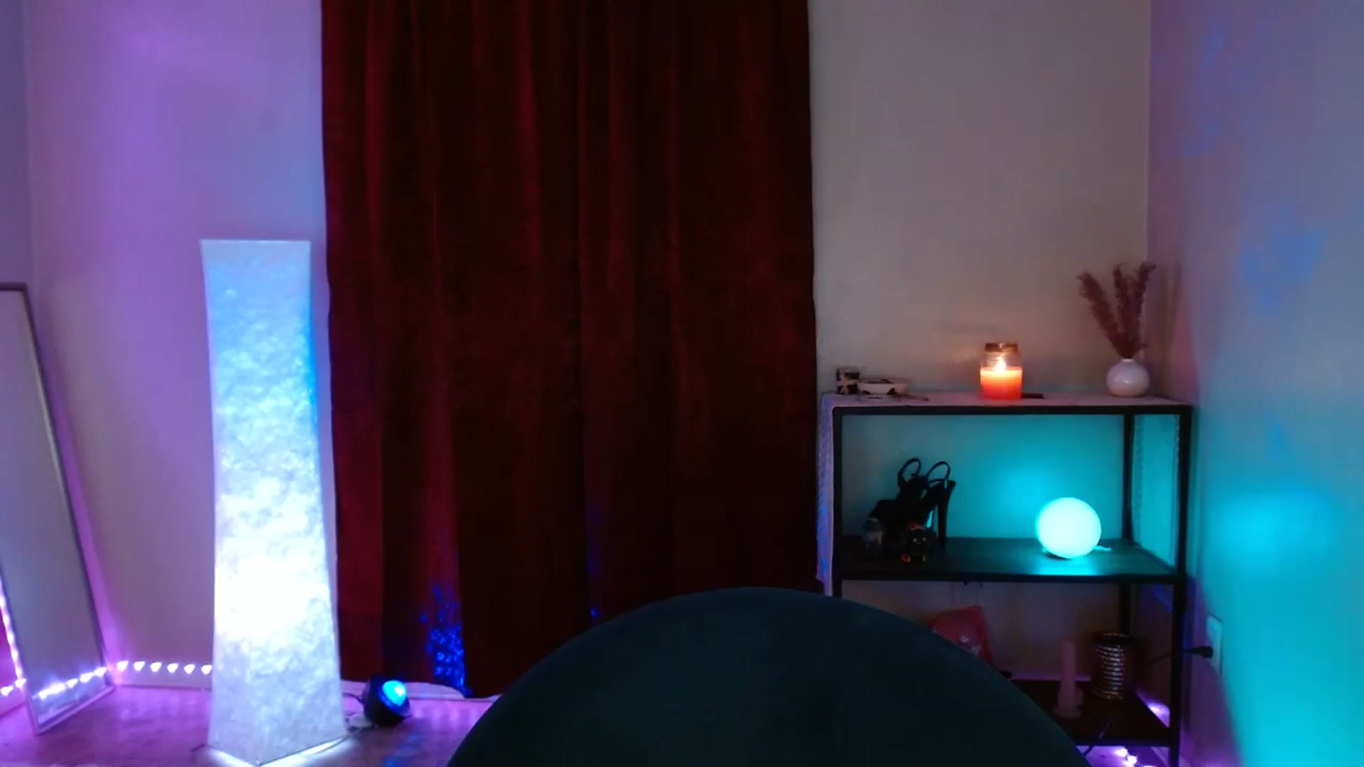 Gallery image thumbnail from DaniSlice's myfreecams stream on, 03/20/2025, 06:38 image 6 of 20