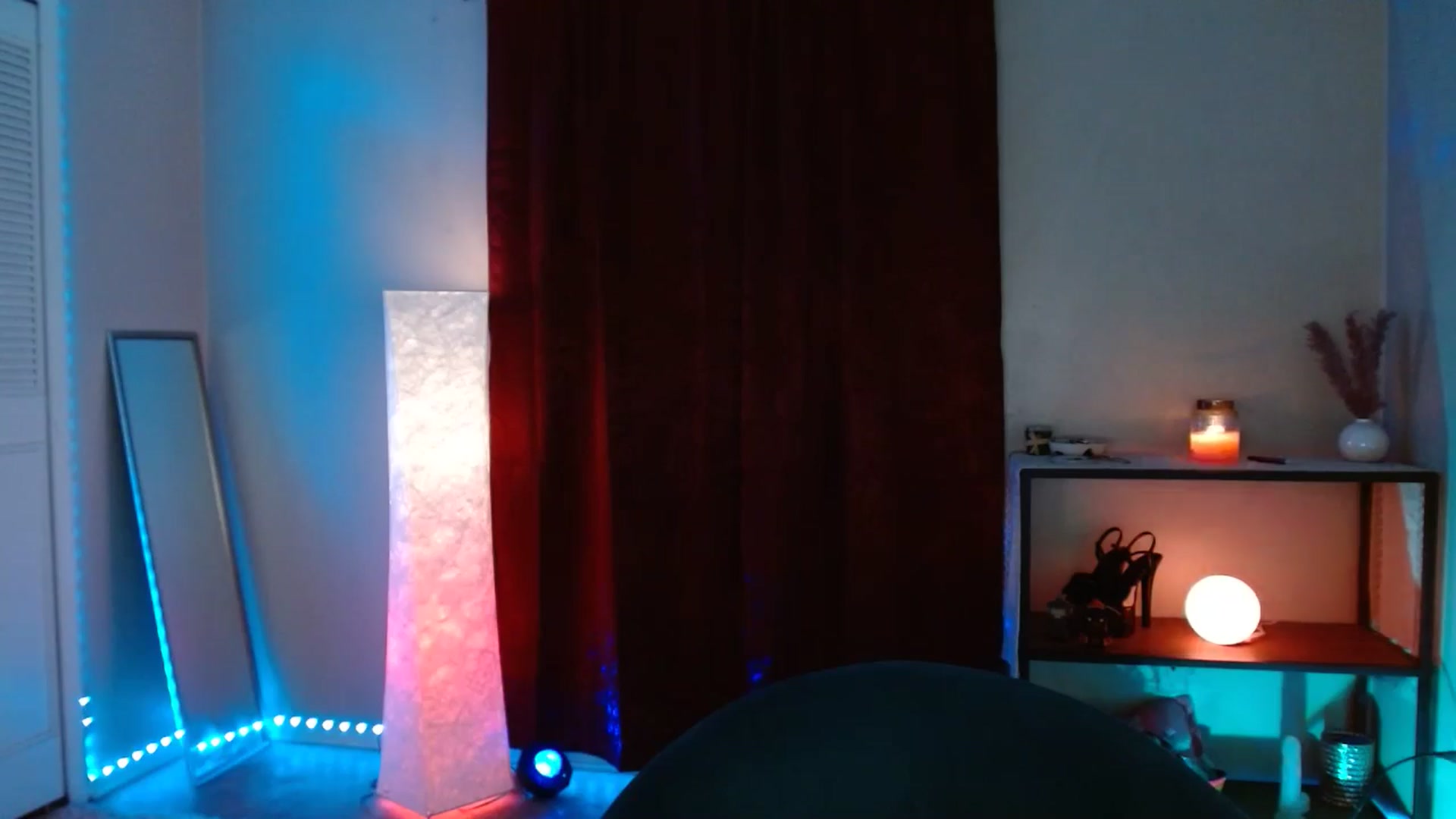 Gallery image thumbnail from DaniSlice's myfreecams stream on, 03/26/2025, 06:56 image 5 of 20