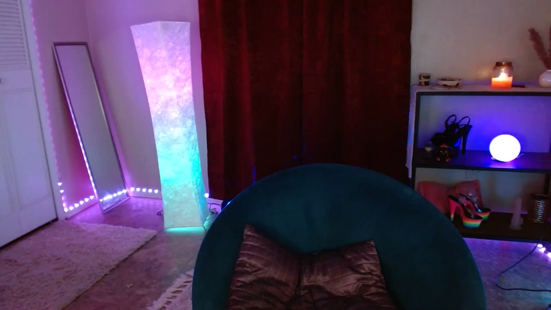 Gallery image thumbnail from DaniSlice's myfreecams stream on, 03/28/2025, 08:16 image 11 of 20