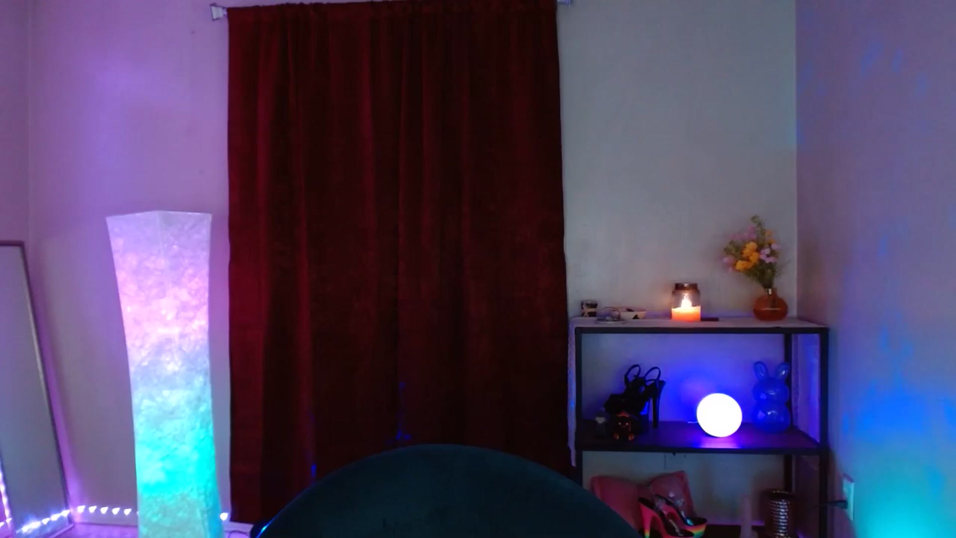 Gallery image thumbnail from DaniSlice's myfreecams stream on, 04/01/2025, 07:52 image 14 of 20