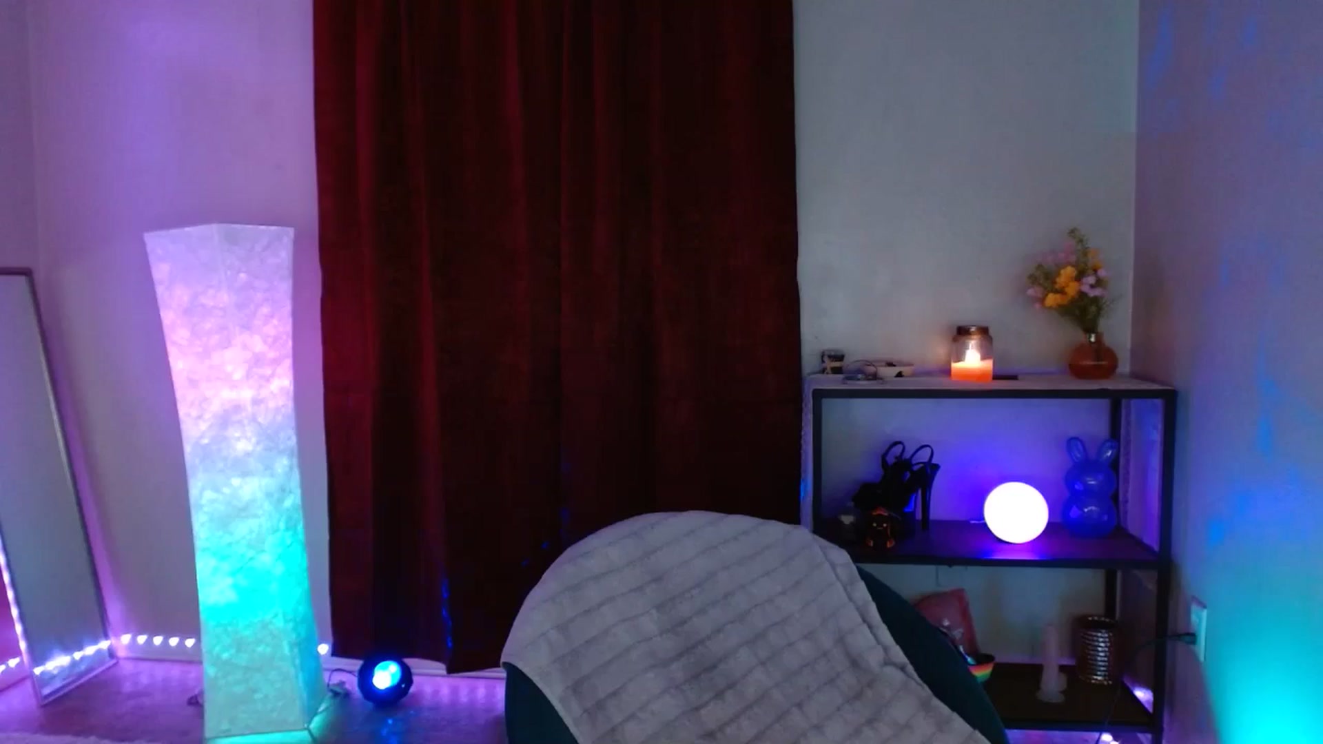 Gallery image thumbnail from DaniSlice's myfreecams stream on, 04/01/2025, 10:33 image 20 of 20