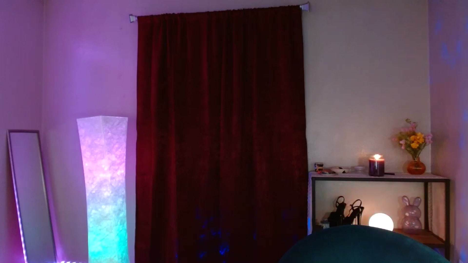 Gallery image thumbnail from DaniSlice's myfreecams stream on, 04/04/2025, 06:29 image 9 of 20