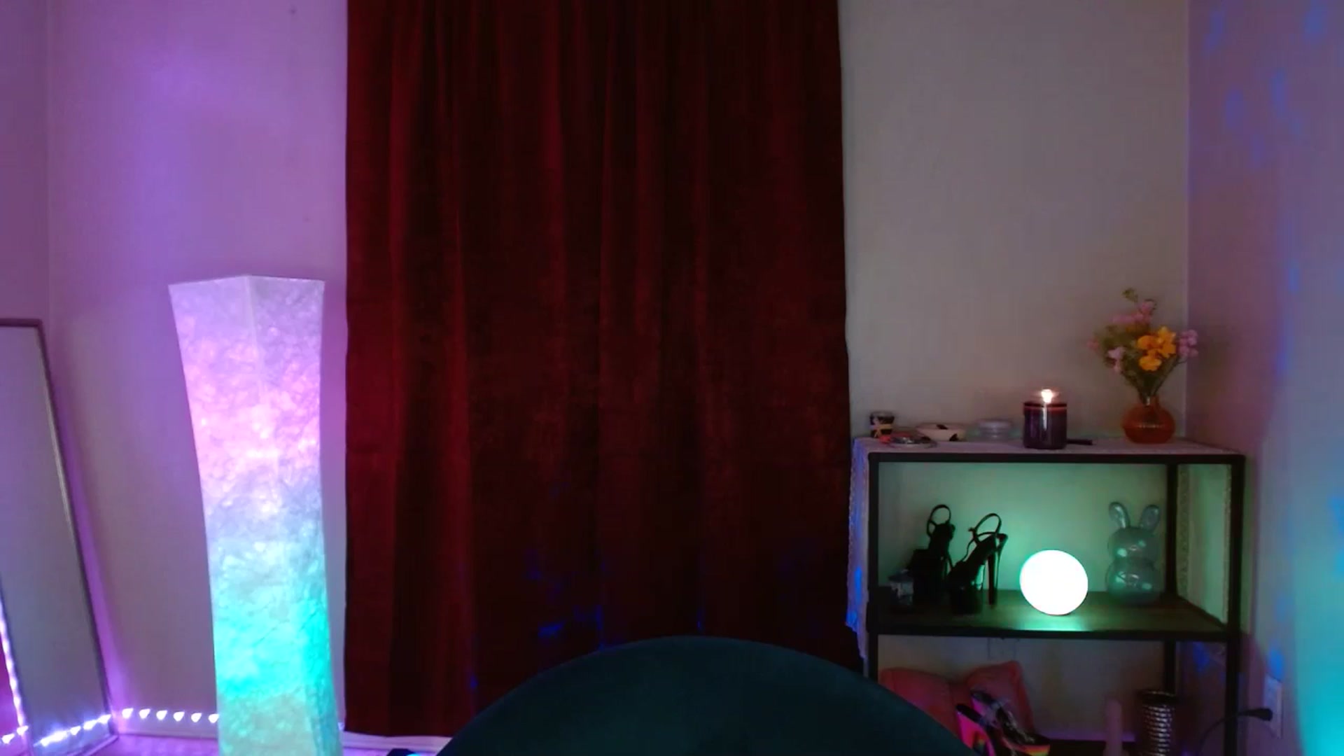 Gallery image thumbnail from DaniSlice's myfreecams stream on, 04/04/2025, 10:41 image 17 of 20