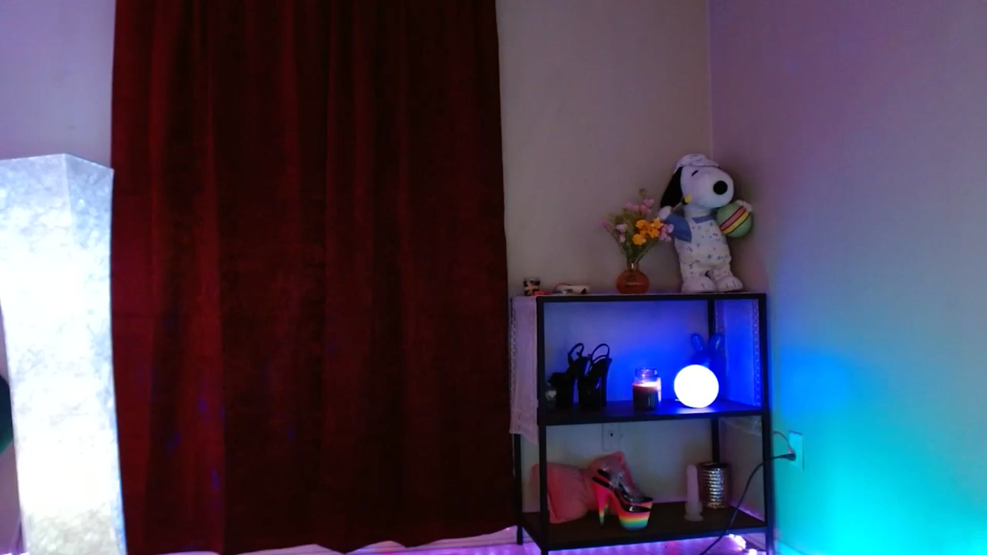 Gallery image thumbnail from DaniSlice's myfreecams stream on, 04/20/2025, 06:37 image 9 of 20