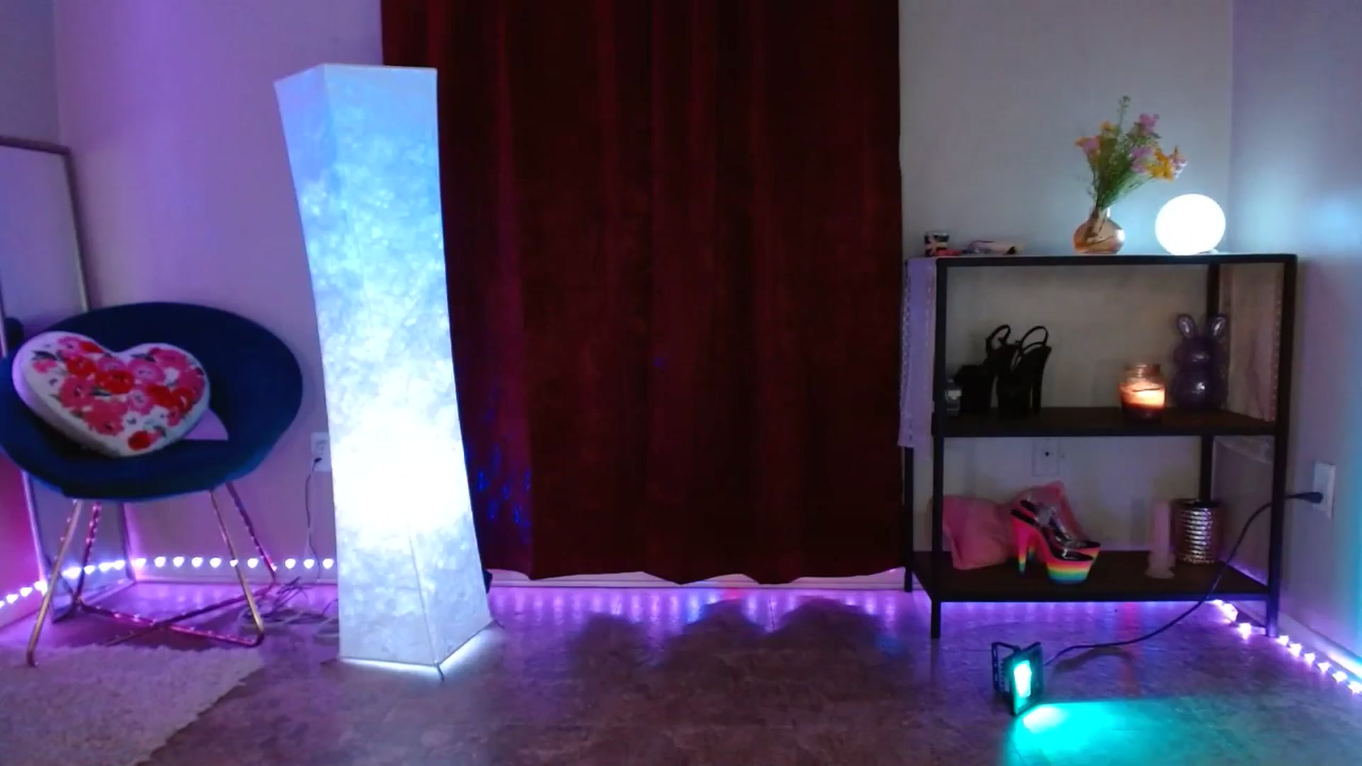 Gallery image thumbnail from DaniSlice's myfreecams stream on, 05/04/2025, 07:00 image 20 of 20