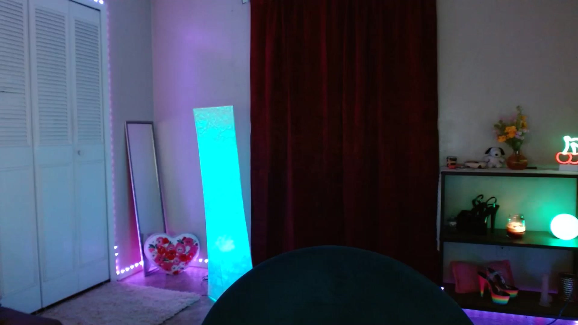 Gallery image thumbnail from DaniSlice's myfreecams stream on, 05/10/2025, 08:38 image 20 of 20