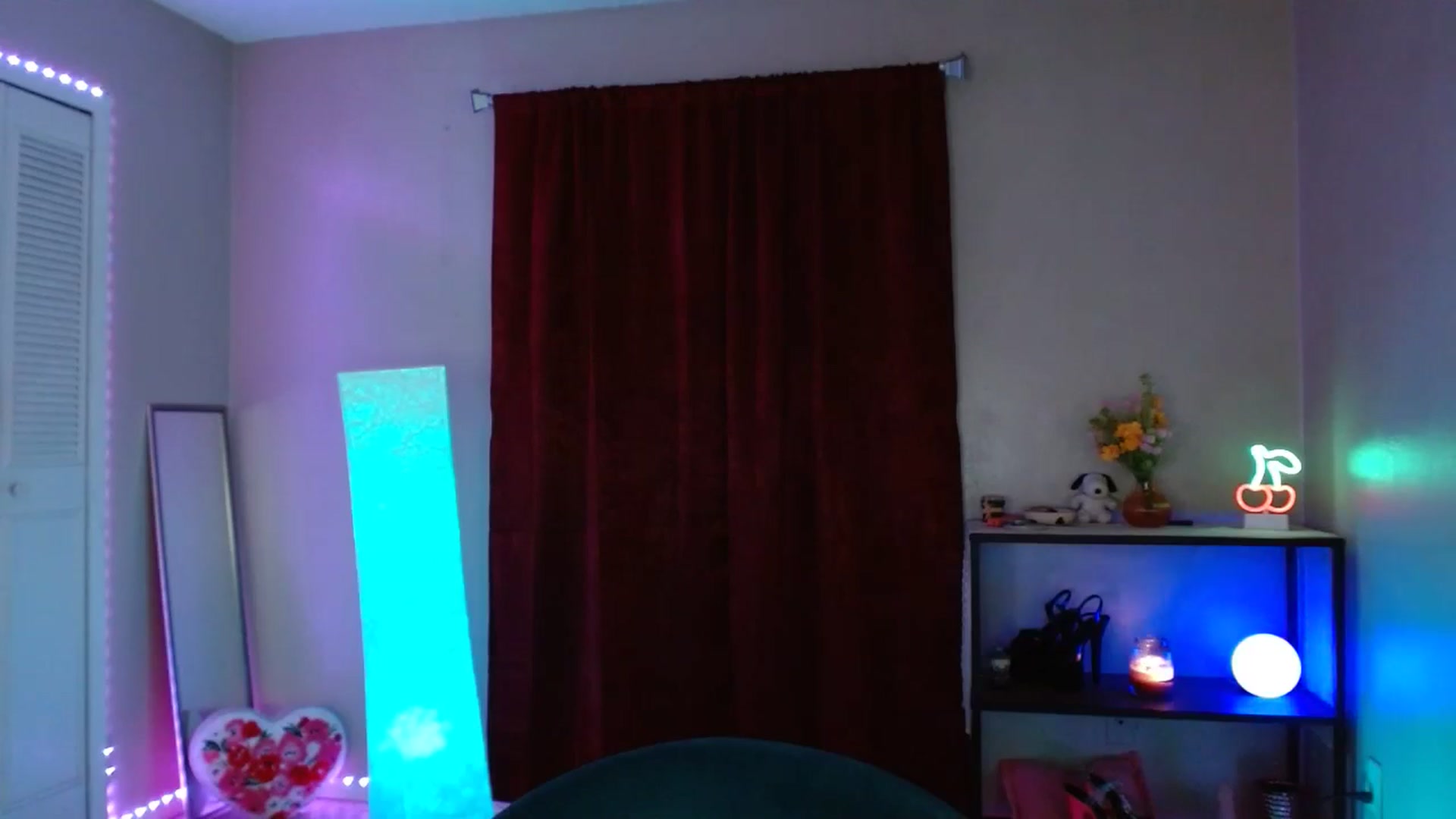 Gallery image thumbnail from DaniSlice's myfreecams stream on, 05/10/2025, 08:38 image 15 of 20