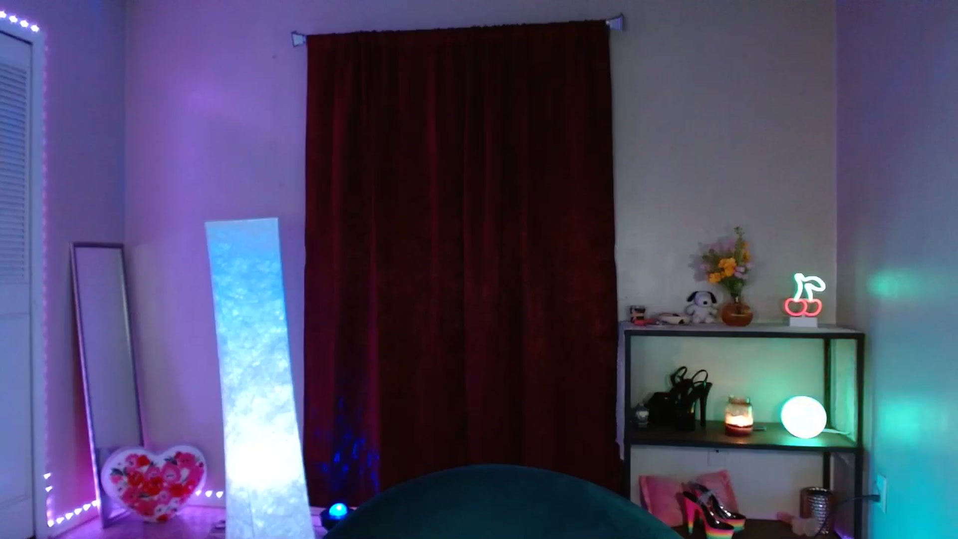 Gallery image thumbnail from DaniSlice's myfreecams stream on, 05/13/2025, 07:15 image 5 of 20