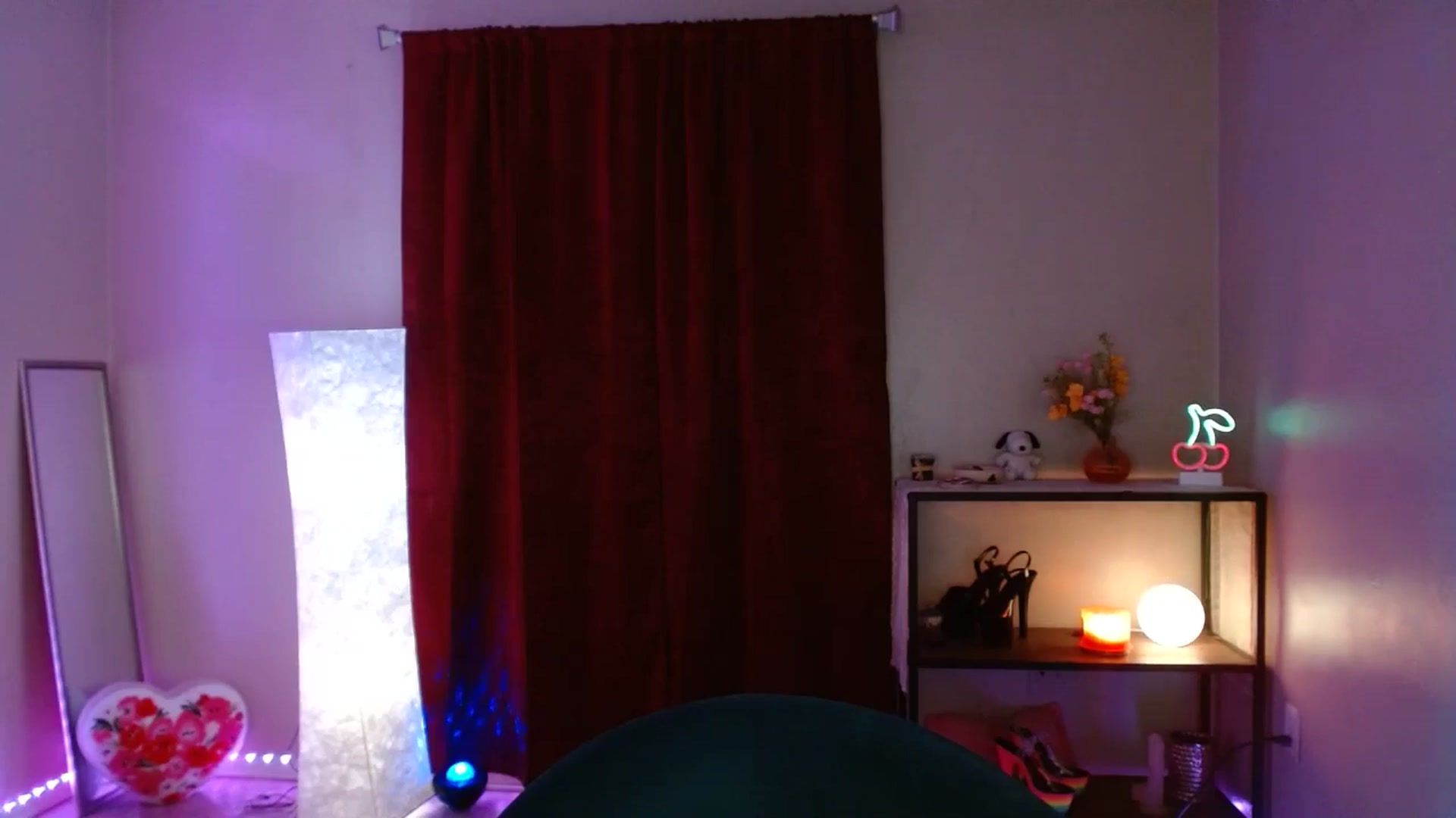 Gallery image thumbnail from DaniSlice's myfreecams stream on, 05/24/2025, 08:39 image 3 of 20