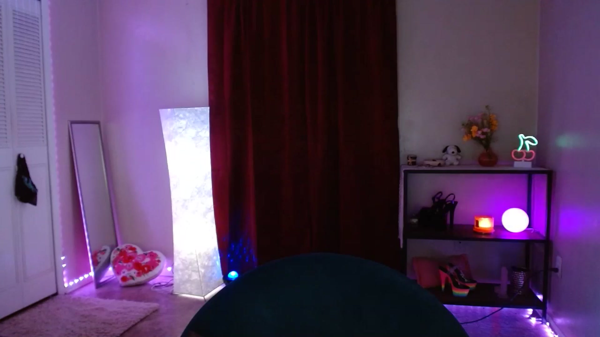 Gallery image thumbnail from DaniSlice's myfreecams stream on, 05/27/2025, 09:28 image 10 of 20