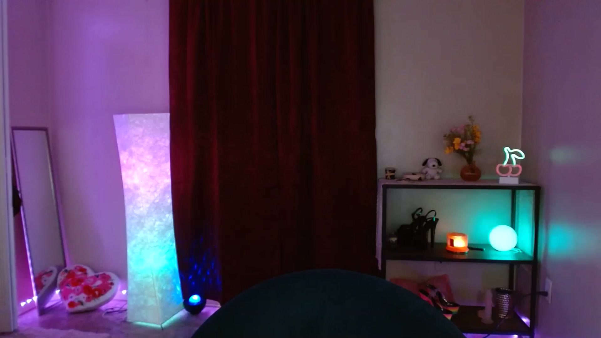 Gallery image thumbnail from DaniSlice's myfreecams stream on, 05/28/2025, 06:21 image 13 of 20