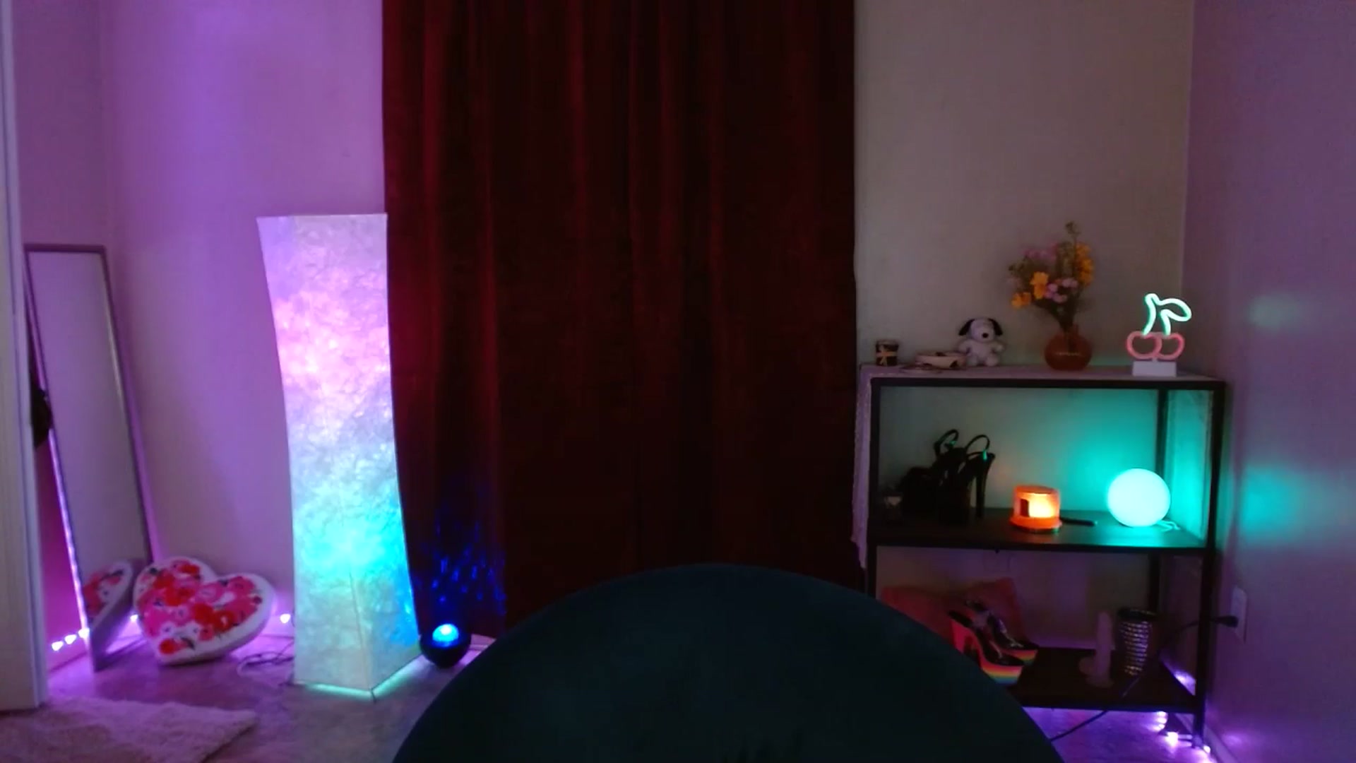 Gallery image thumbnail from DaniSlice's myfreecams stream on, 05/28/2025, 06:21 image 18 of 20