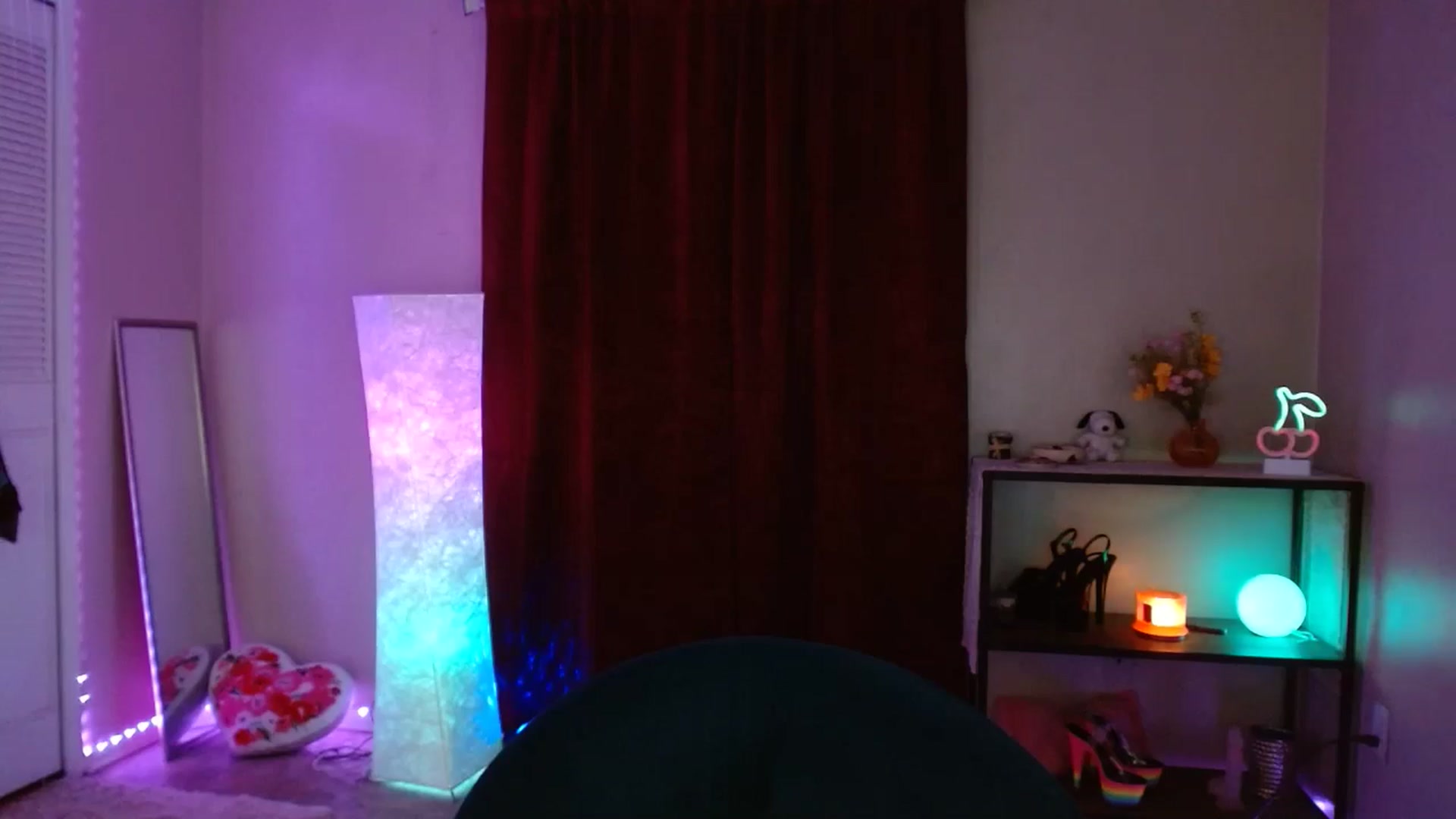 Gallery image thumbnail from DaniSlice's myfreecams stream on, 05/28/2025, 08:32 image 7 of 20