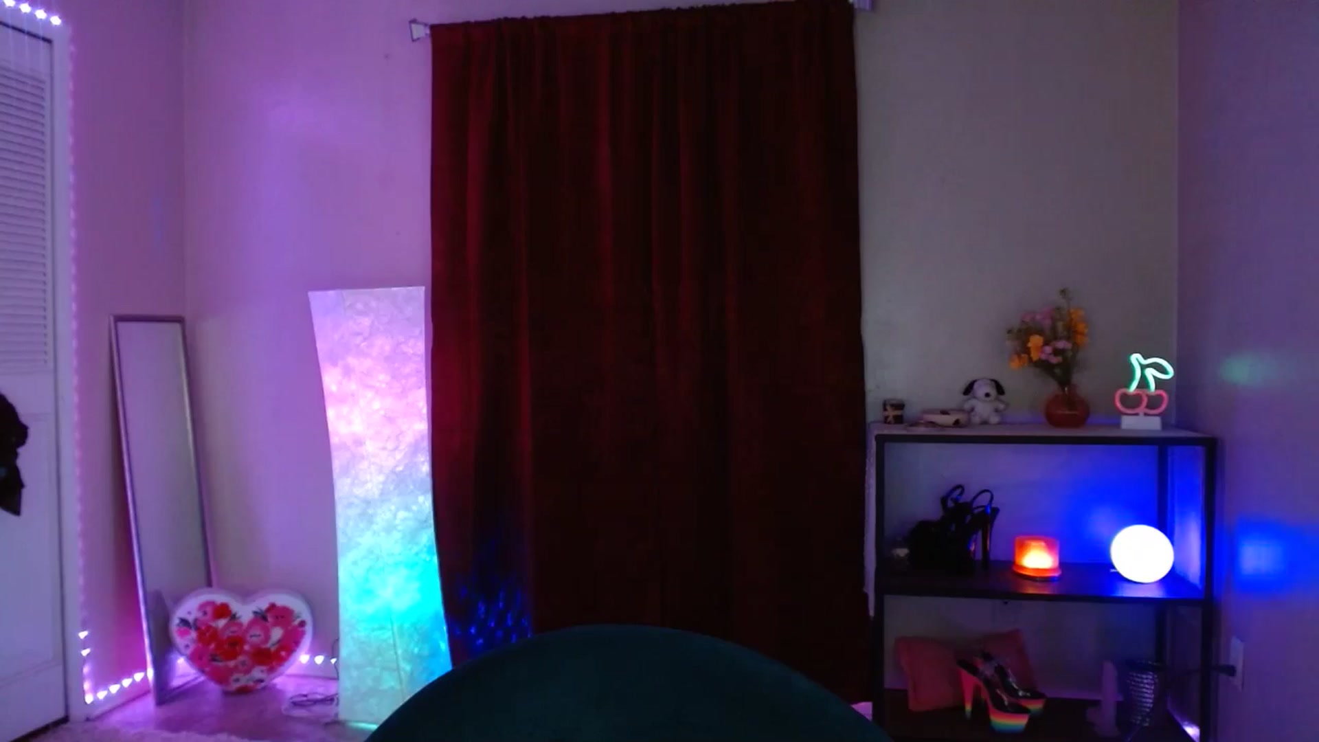 Gallery image thumbnail from DaniSlice's myfreecams stream on, 05/30/2025, 05:18 image 12 of 20