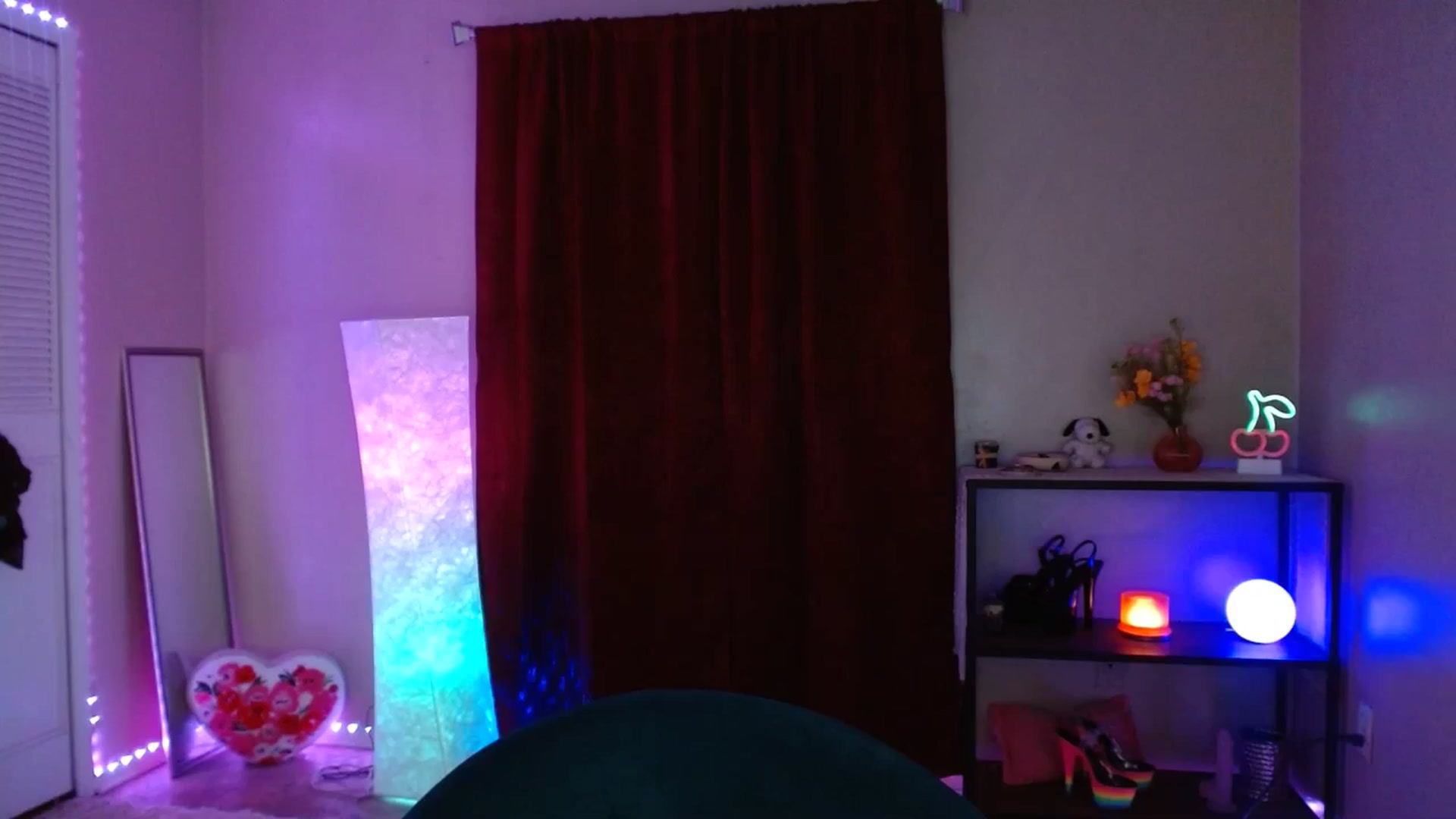 Gallery image thumbnail from DaniSlice's myfreecams stream on, 05/30/2025, 05:18 image 13 of 20