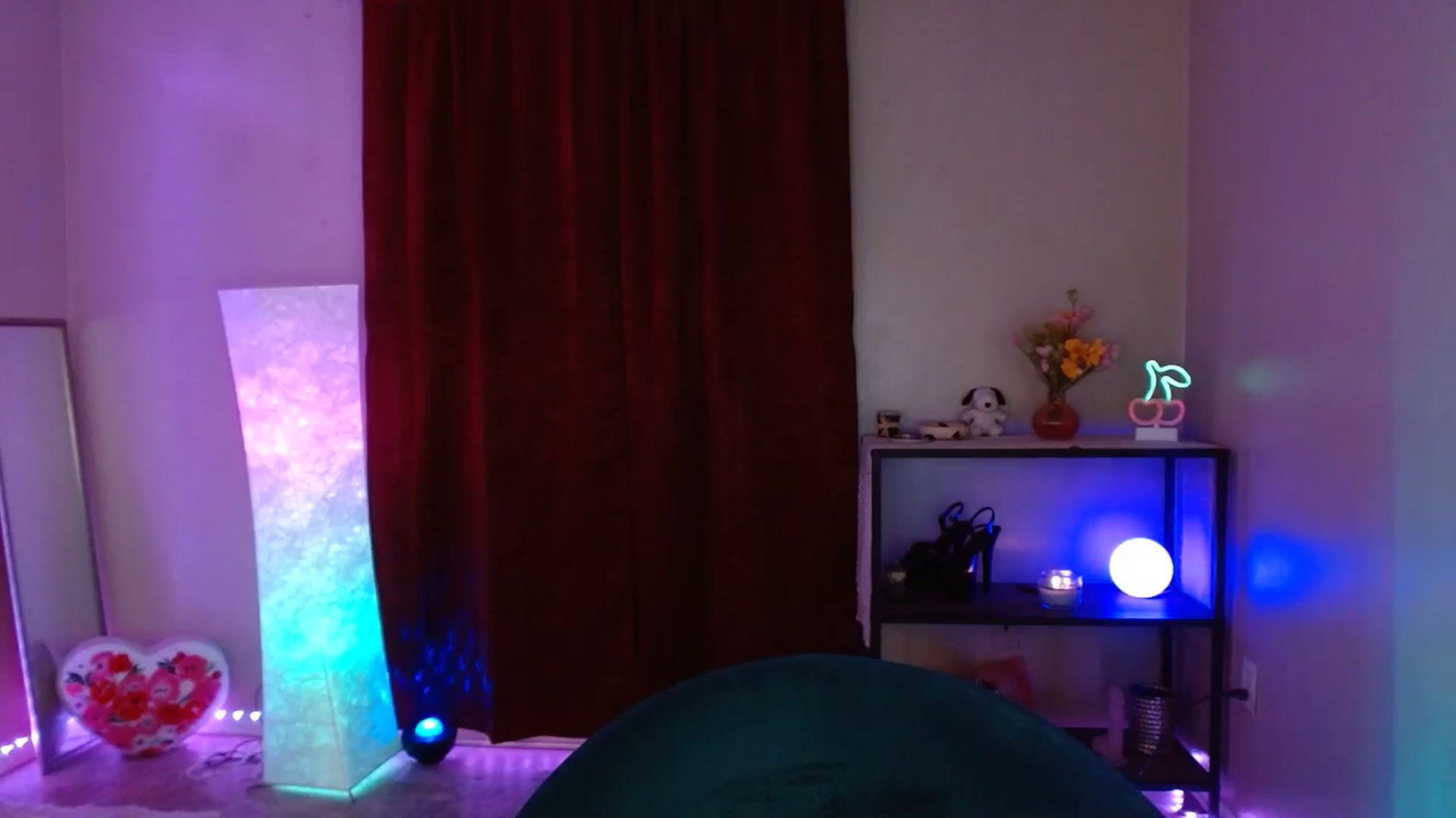 Gallery image thumbnail from DaniSlice's myfreecams stream on, 05/31/2025, 06:39 image 15 of 20