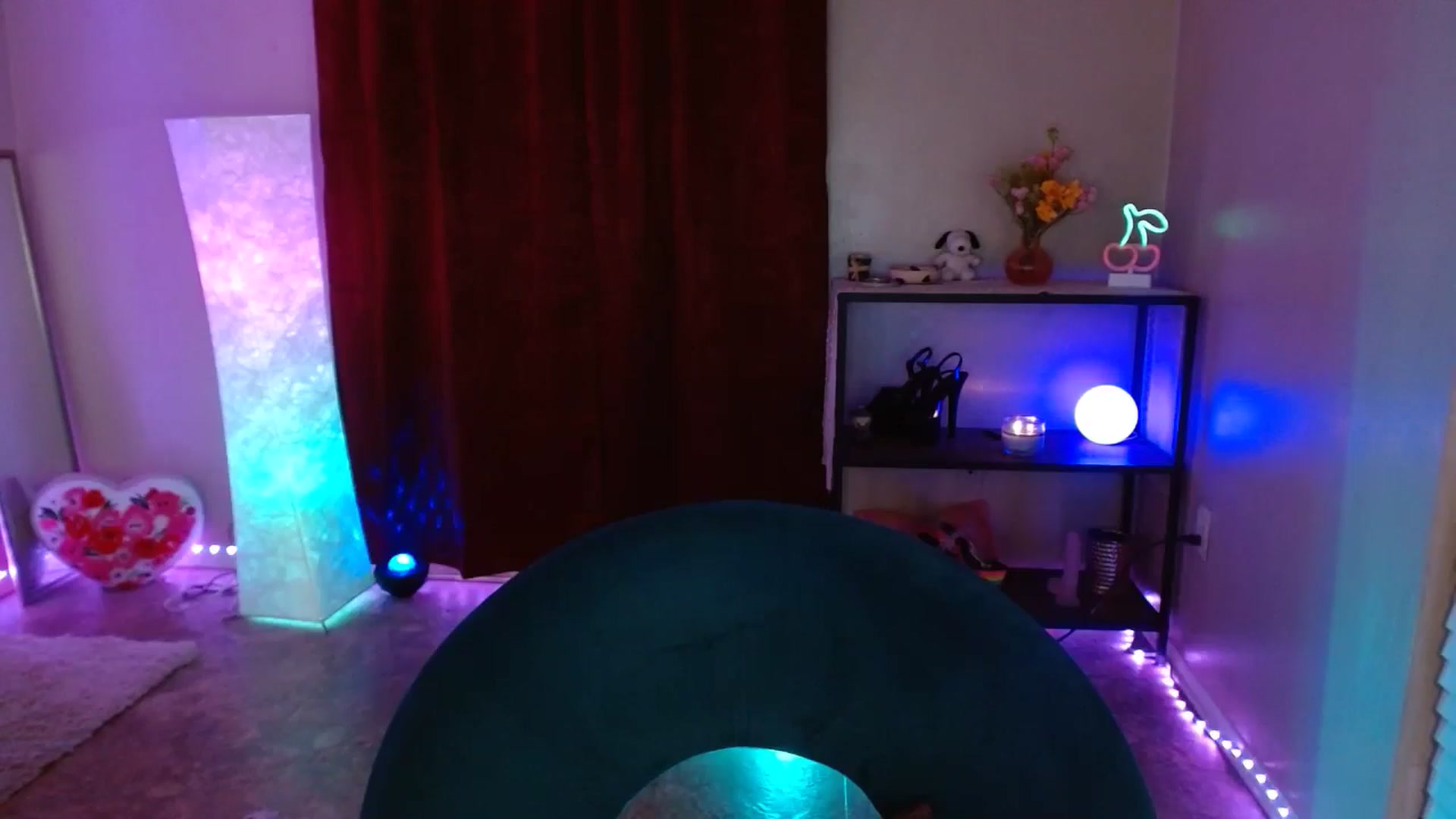 Gallery image thumbnail from DaniSlice's myfreecams stream on, 05/31/2025, 06:39 image 20 of 20