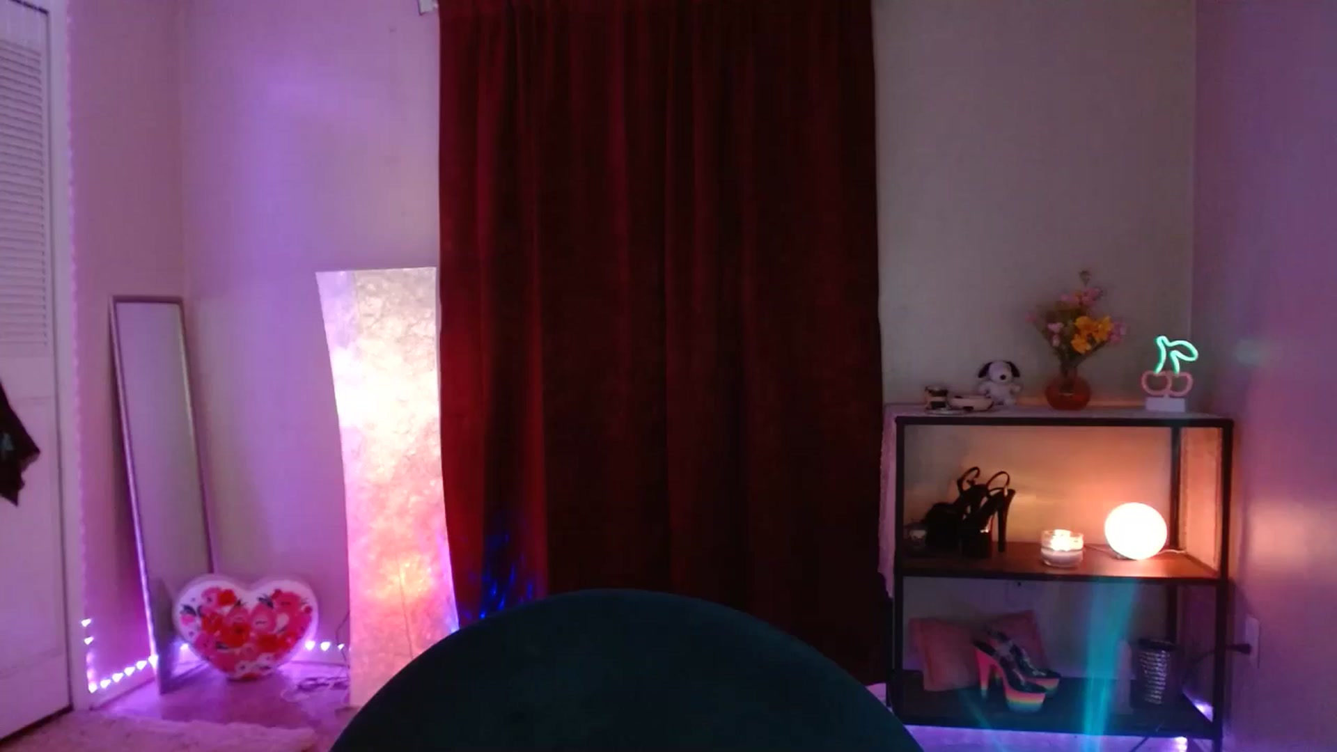 Gallery image thumbnail from DaniSlice's myfreecams stream on, 06/01/2025, 07:48 image 14 of 20