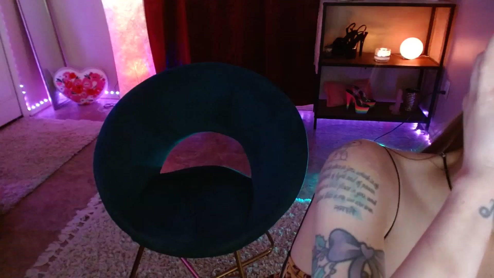 Gallery image thumbnail from DaniSlice's myfreecams stream on, 06/01/2025, 10:08 image 9 of 20
