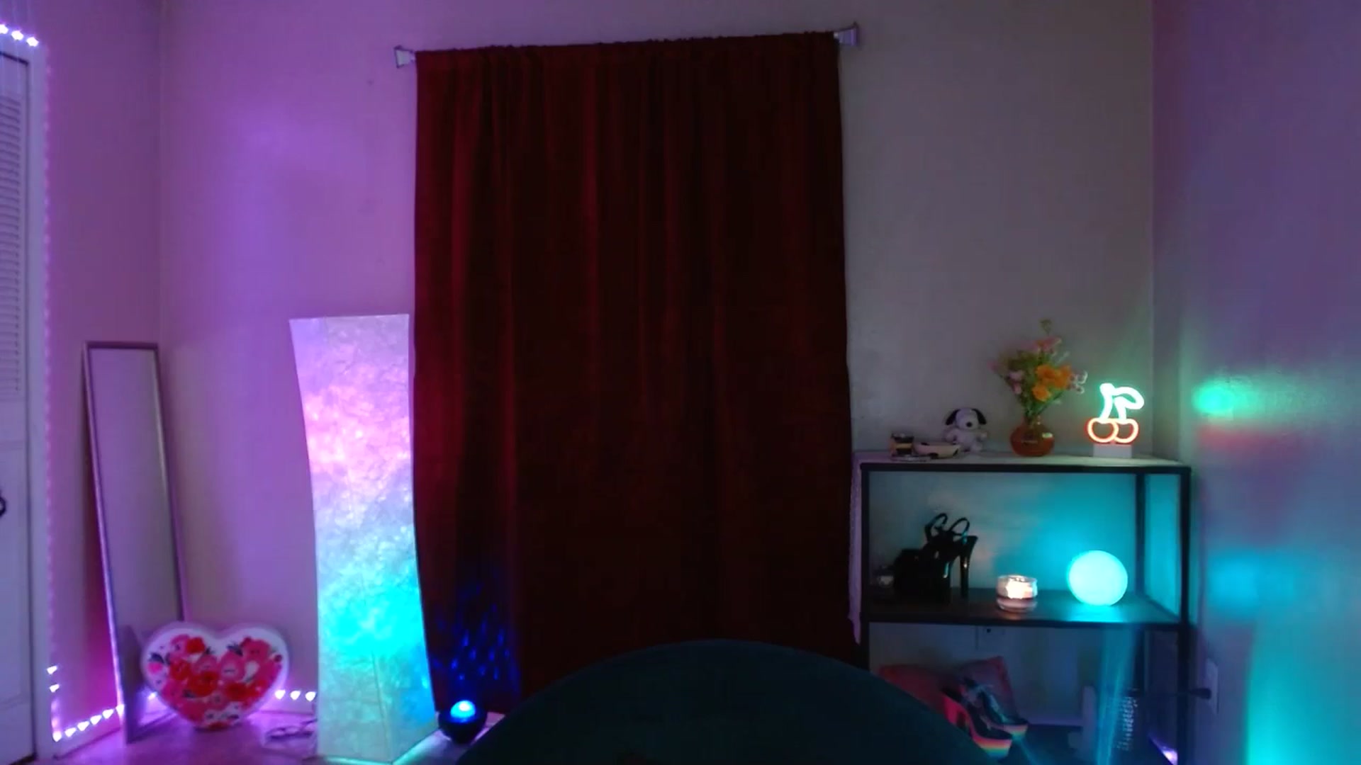 Gallery image thumbnail from DaniSlice's myfreecams stream on, 06/02/2025, 09:13 image 15 of 20