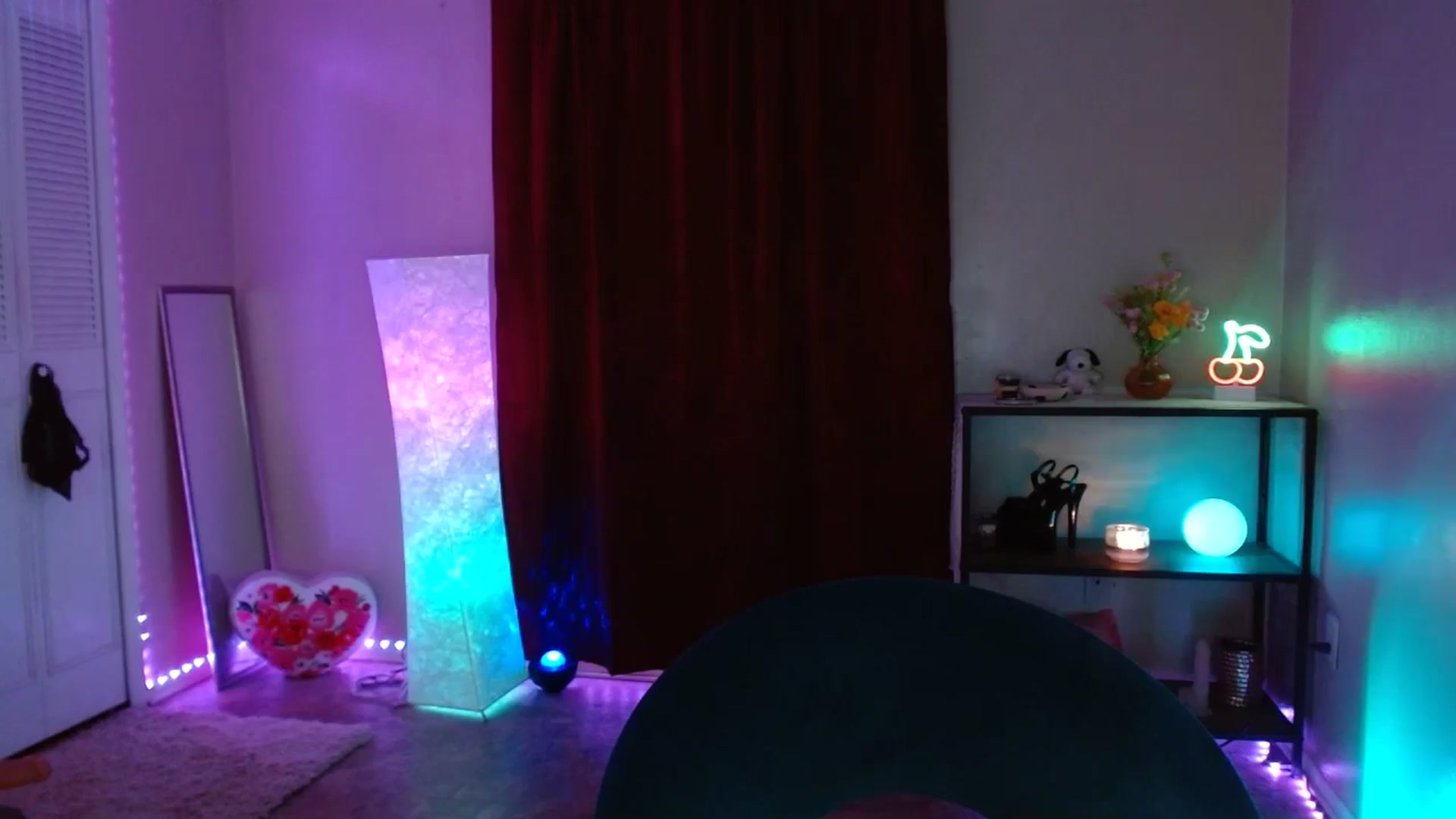 Gallery image thumbnail from DaniSlice's myfreecams stream on, 06/02/2025, 10:17 image 2 of 20