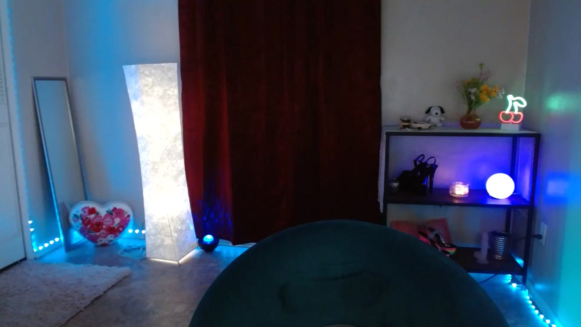 Gallery image thumbnail from DaniSlice's myfreecams stream on, 06/07/2025, 08:33 image 7 of 20