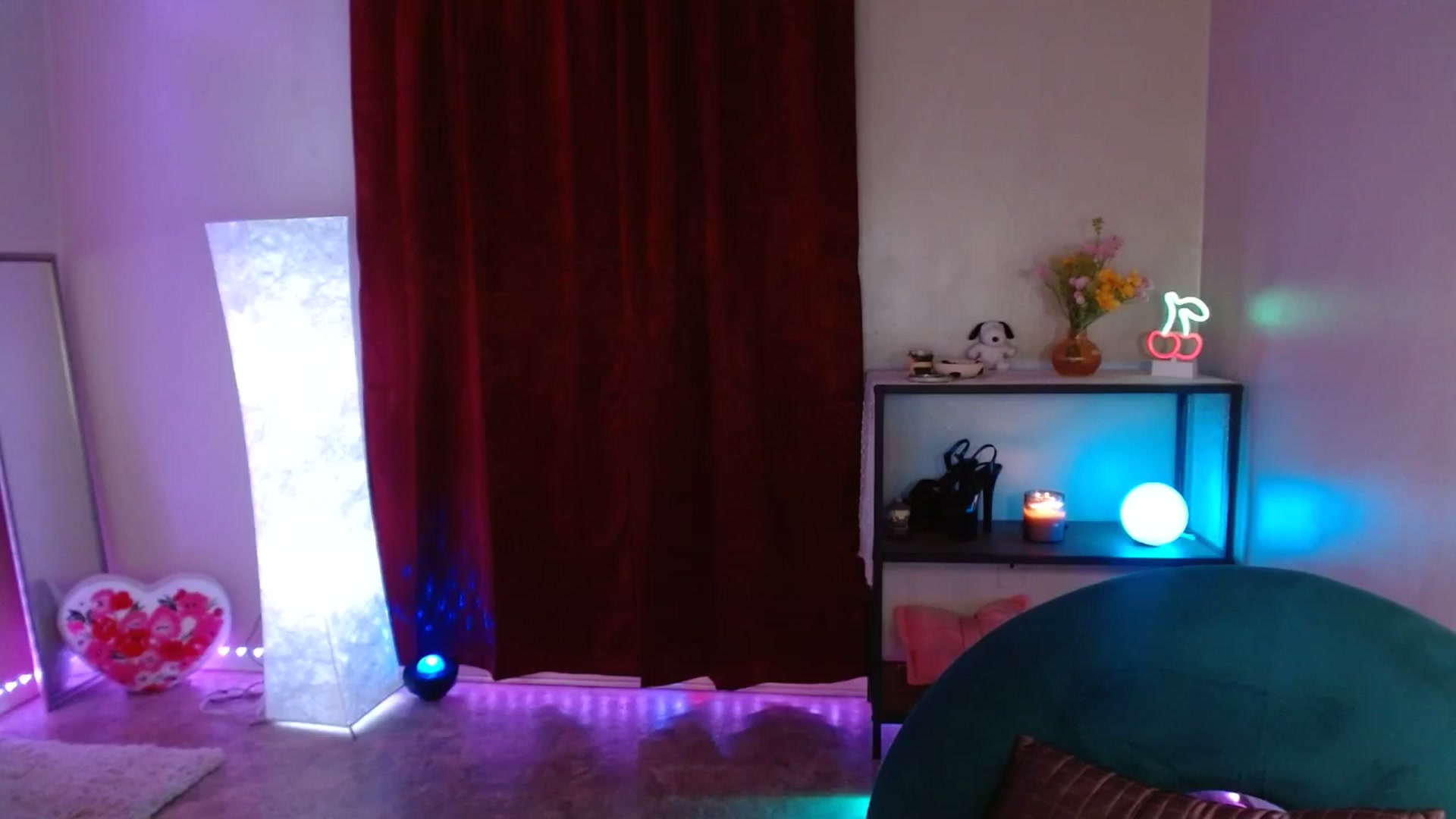 Gallery image thumbnail from DaniSlice's myfreecams stream on, 06/09/2025, 07:38 image 5 of 20