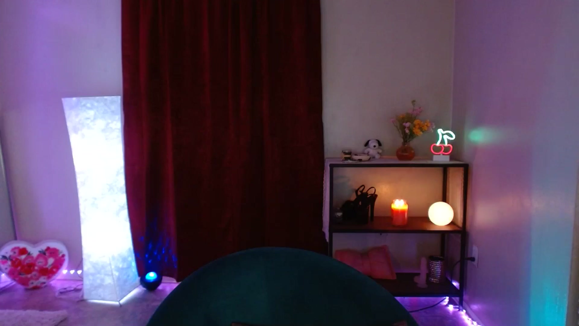 Gallery image thumbnail from DaniSlice's myfreecams stream on, 06/11/2025, 07:45 image 15 of 20