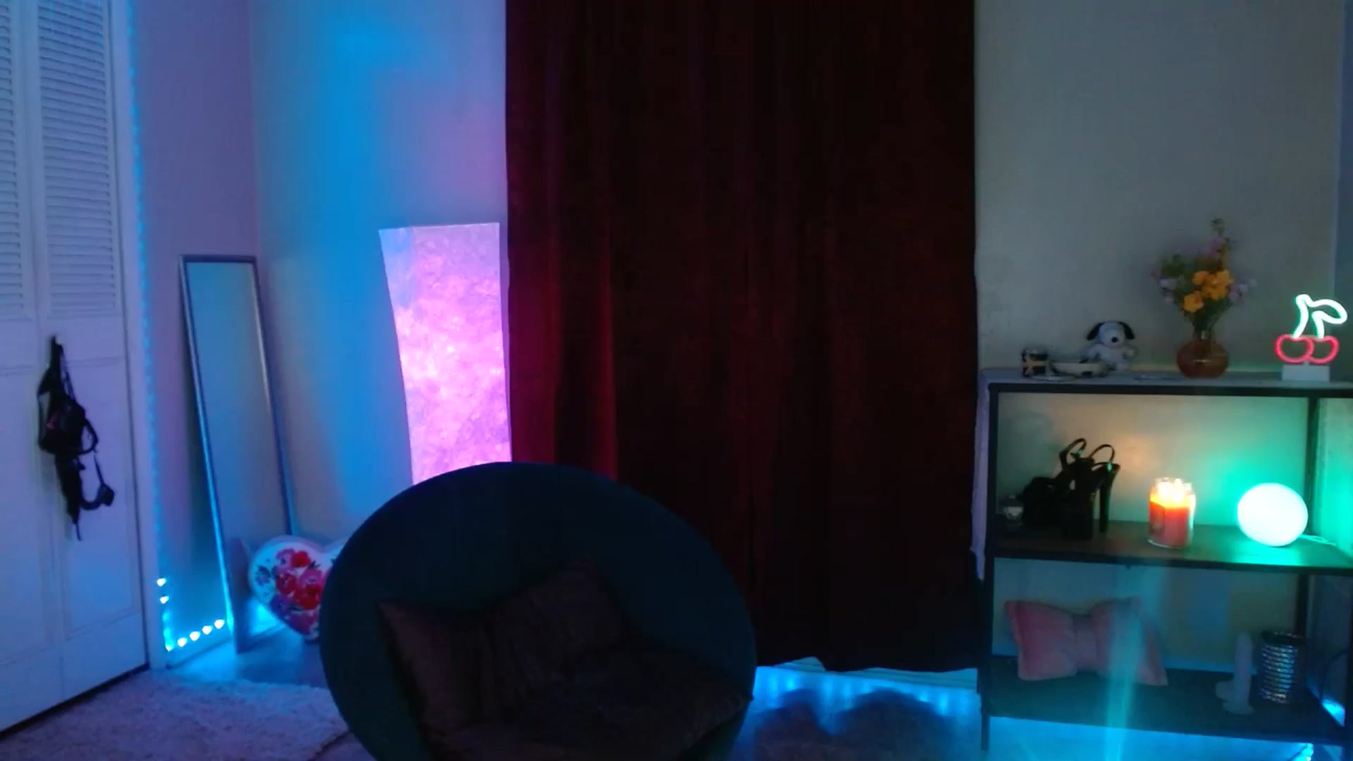 Gallery image thumbnail from DaniSlice's myfreecams stream on, 06/14/2025, 06:04 image 19 of 20