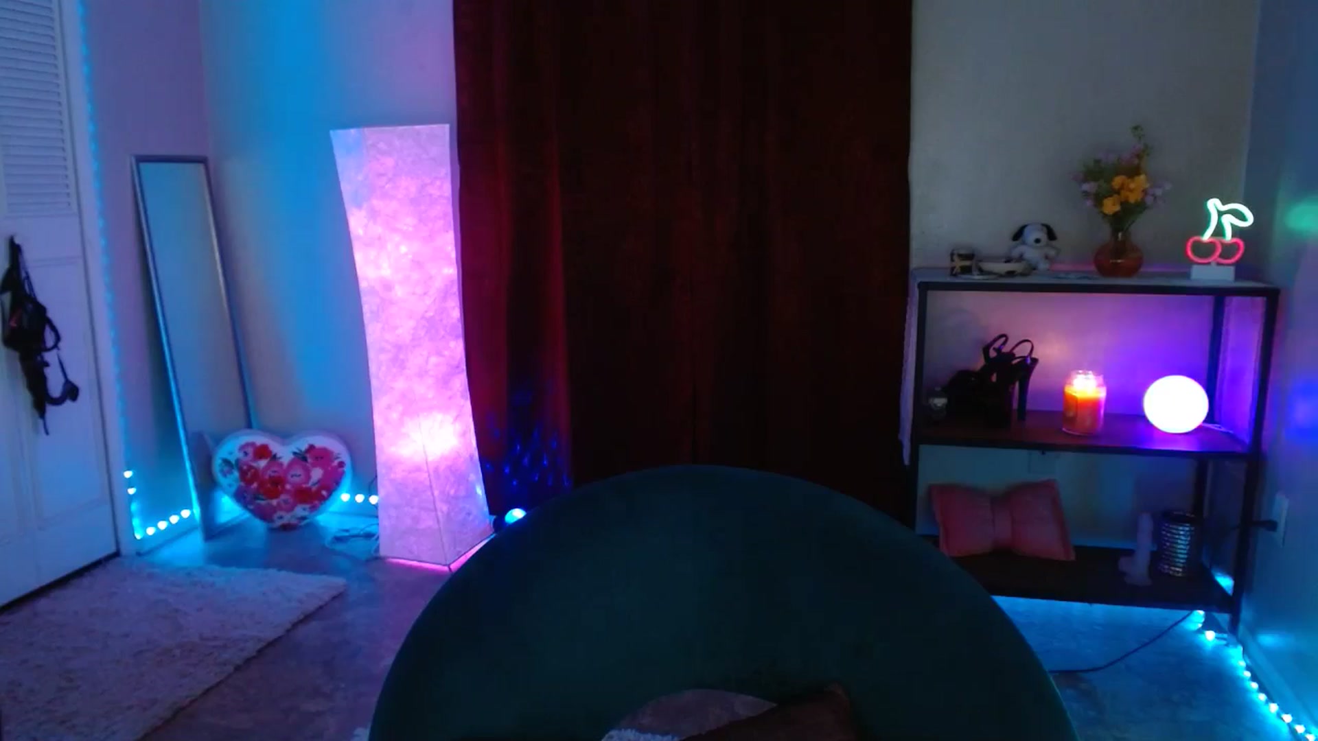 Gallery image thumbnail from DaniSlice's myfreecams stream on, 06/14/2025, 06:33 image 16 of 20
