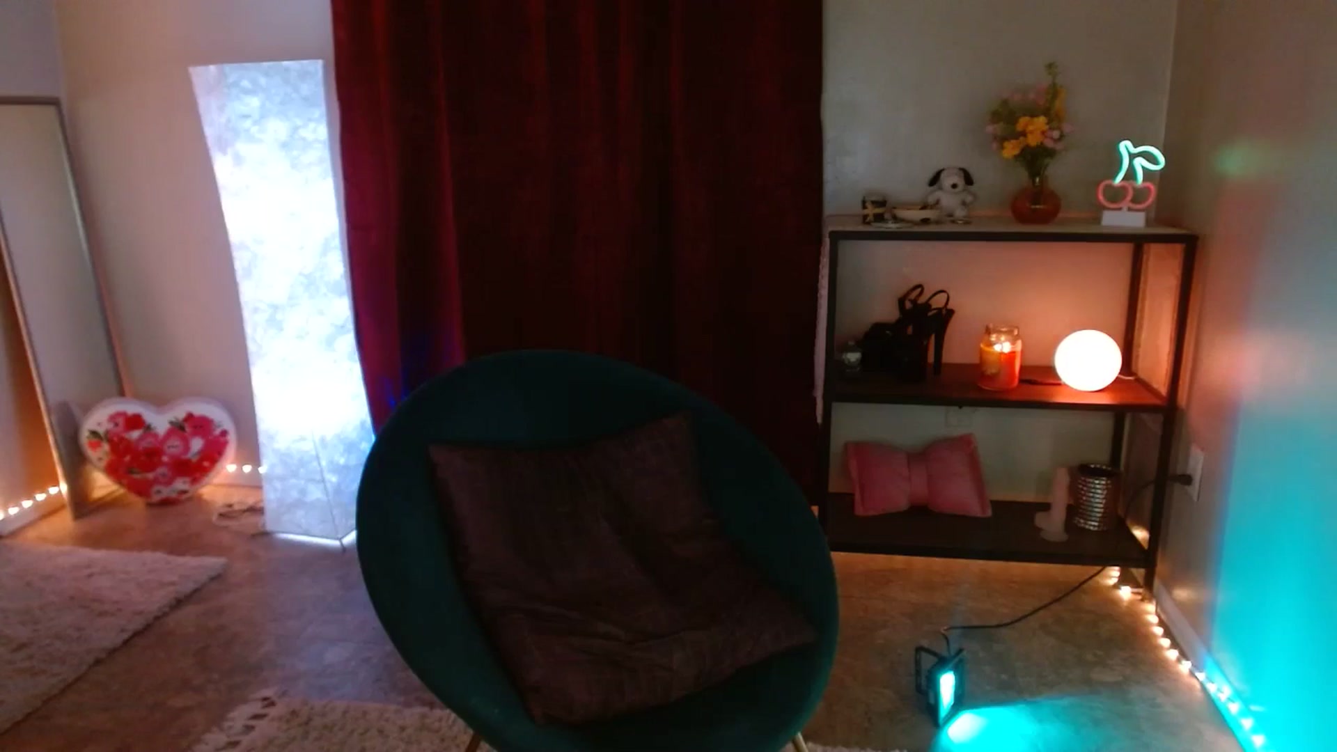 Gallery image thumbnail from DaniSlice's myfreecams stream on, 06/18/2025, 10:49 image 13 of 20