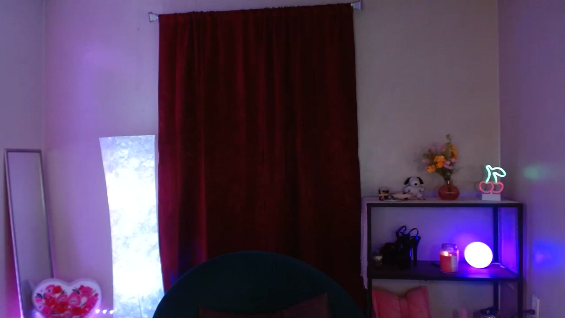 Gallery image thumbnail from DaniSlice's myfreecams stream on, 06/20/2025, 07:43 image 19 of 20