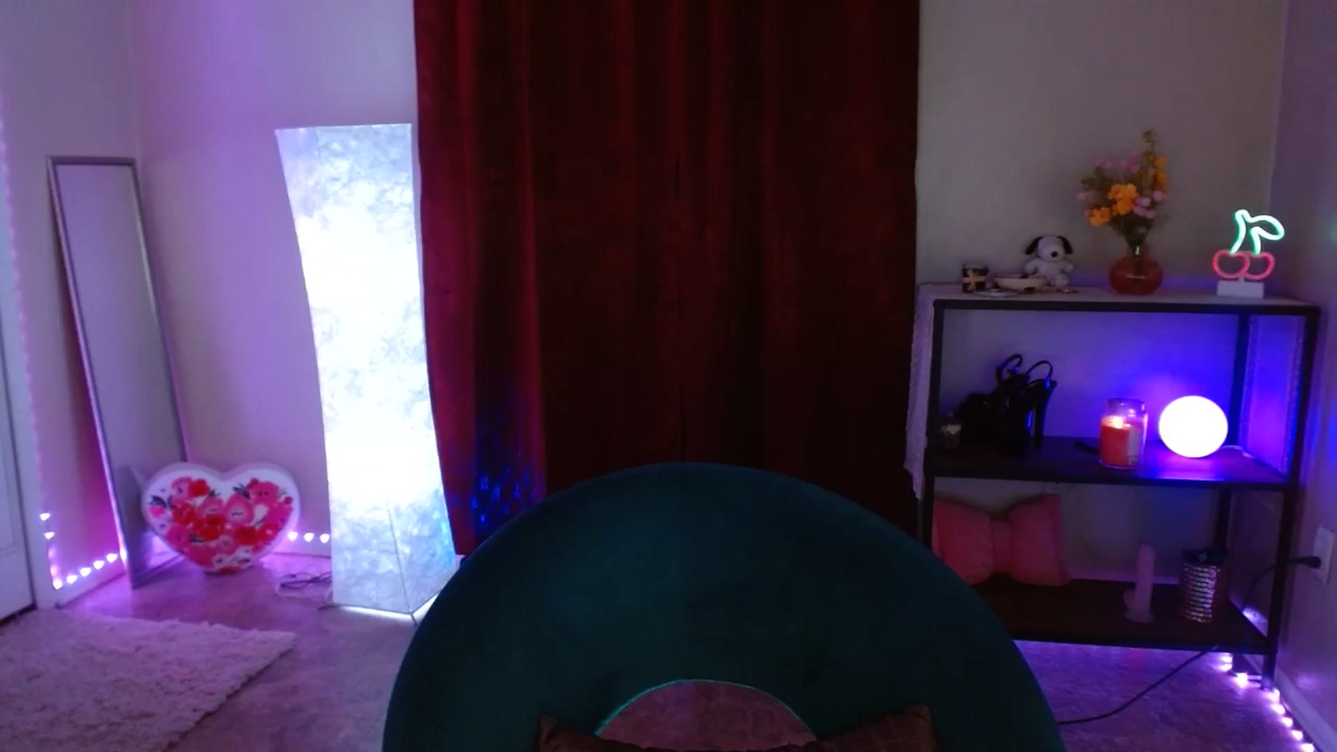 Gallery image thumbnail from DaniSlice's myfreecams stream on, 06/20/2025, 07:43 image 13 of 20