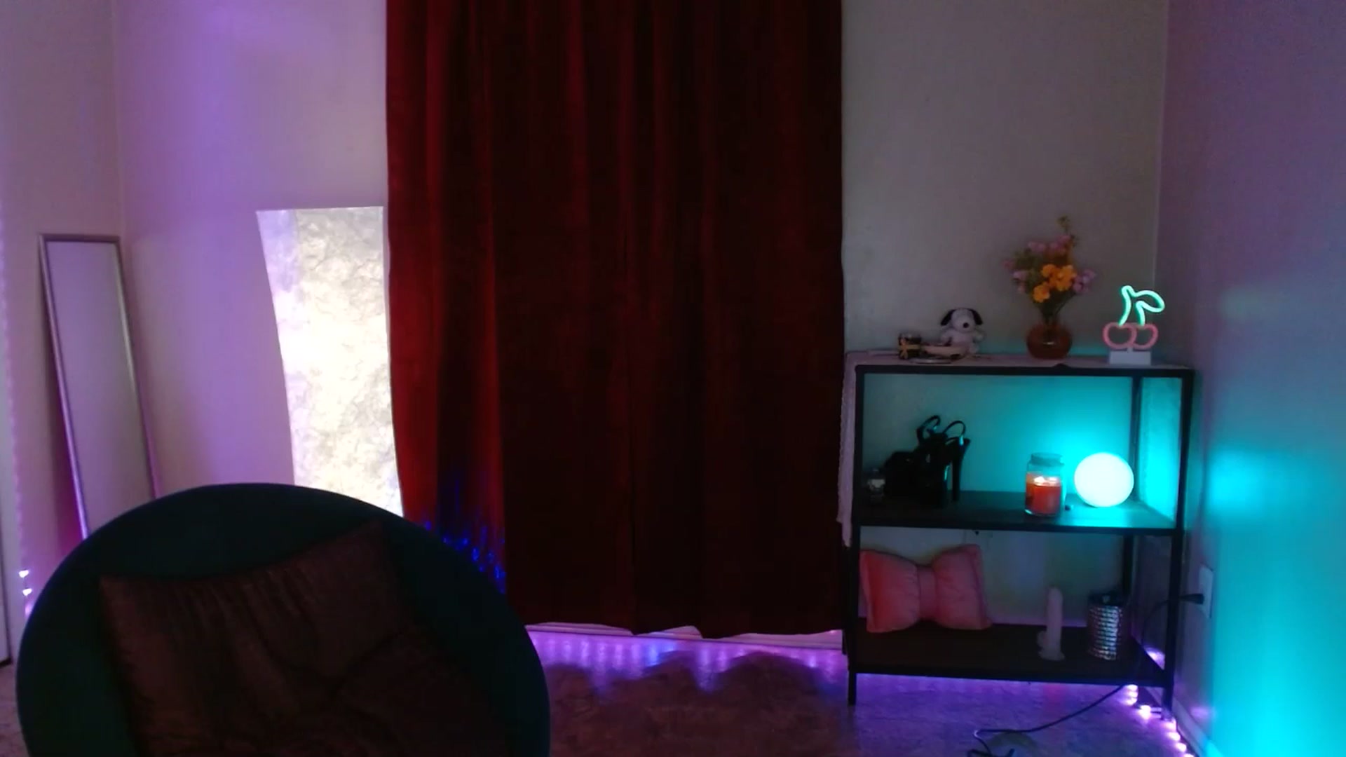 Gallery image thumbnail from DaniSlice's myfreecams stream on, 06/27/2025, 07:52 image 20 of 20