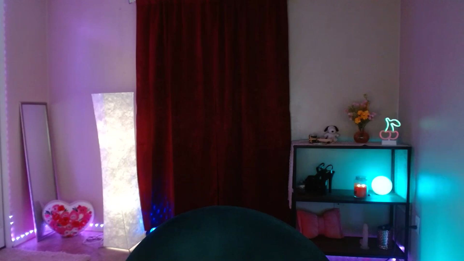 Gallery image thumbnail from DaniSlice's myfreecams stream on, 06/27/2025, 07:52 image 8 of 20