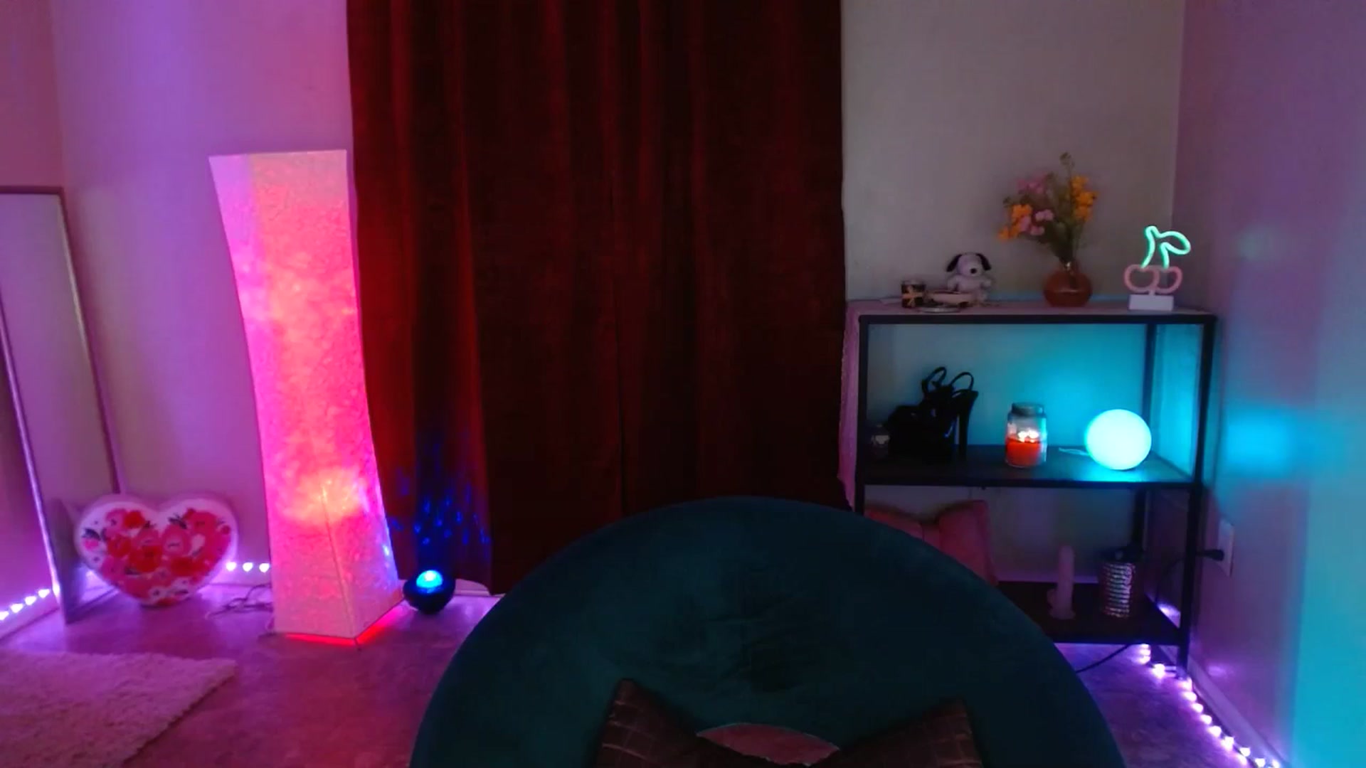 Gallery image thumbnail from DaniSlice's myfreecams stream on, 07/01/2025, 08:22 image 12 of 20