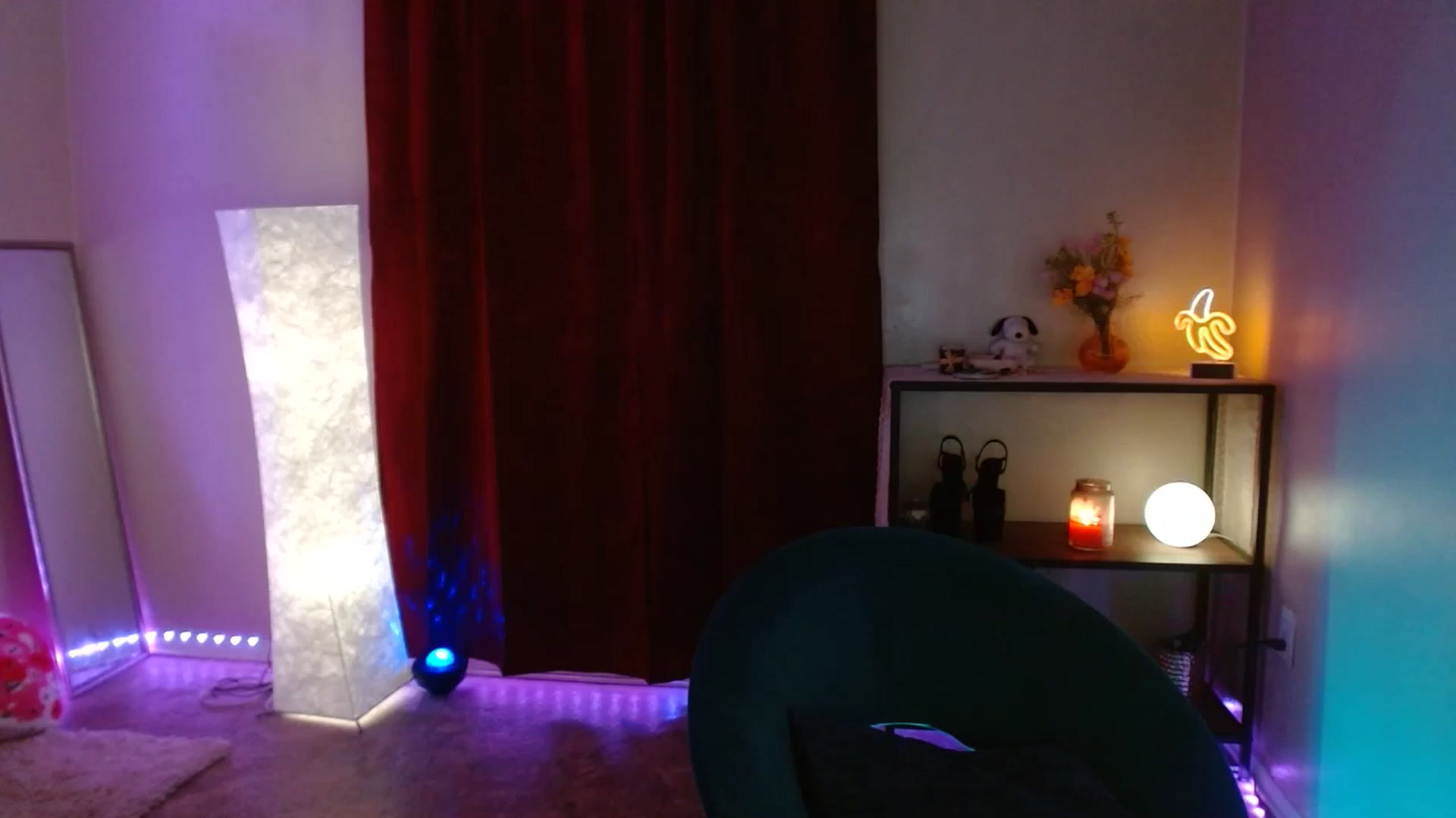 Gallery image thumbnail from DaniSlice's myfreecams stream on, 07/04/2025, 08:04 image 13 of 20